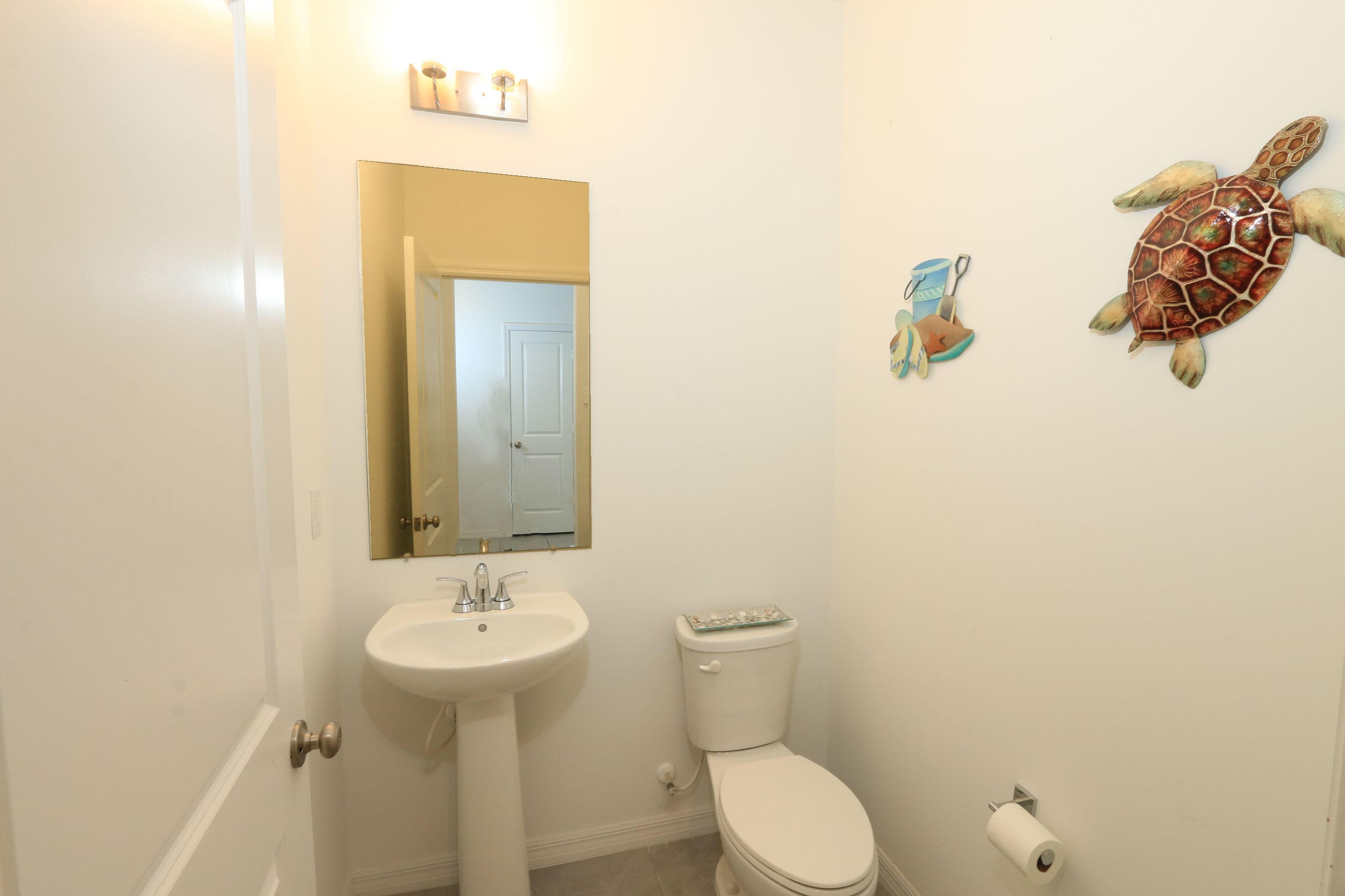656 NE Waters Edge Lane, Port St. Lucie, FL 34983 — photo 11 of 32