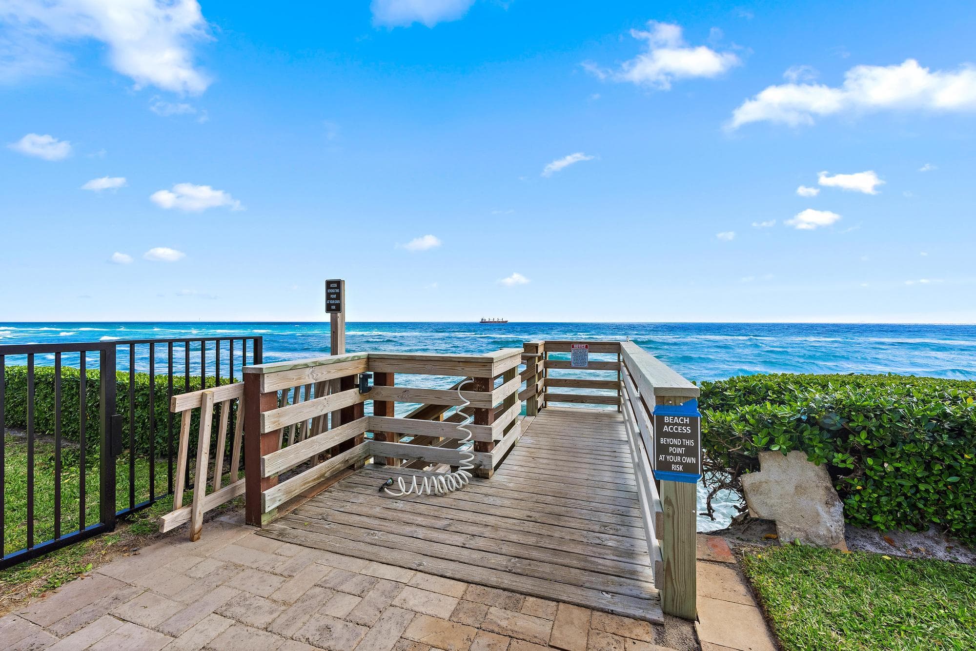 5380 N Ocean Drive 12a, Singer Island, FL 33404 — photo 27 of 36