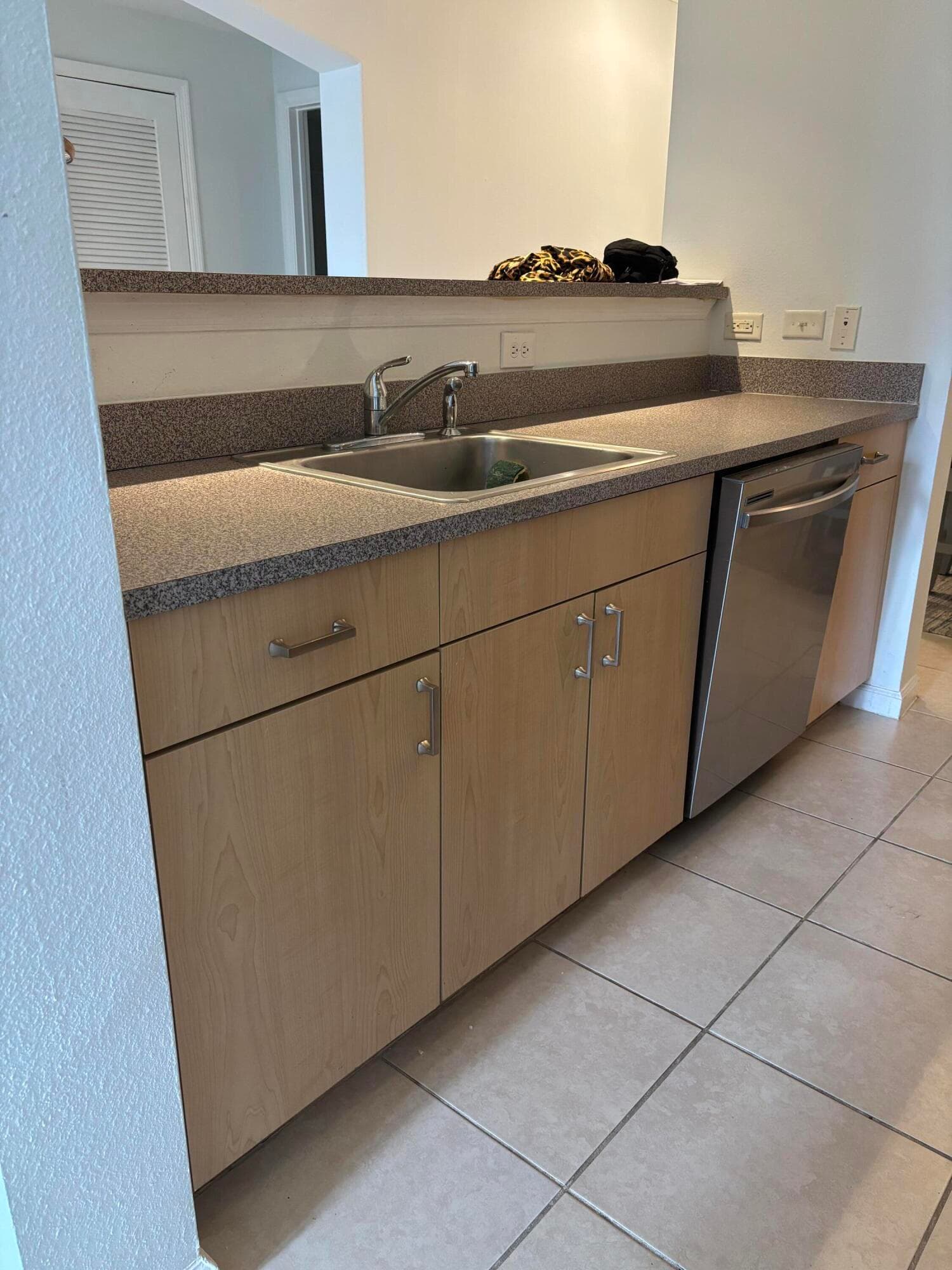 533 NE 3rd Avenue 204, Fort Lauderdale, FL 33301 — photo 12 of 23