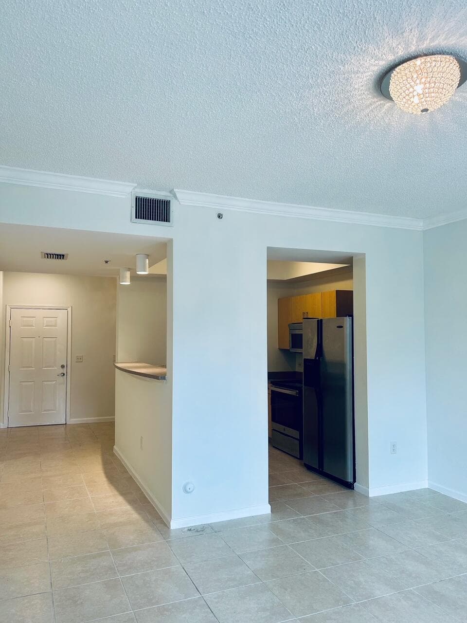 533 NE 3rd Avenue 204, Fort Lauderdale, FL 33301 — photo 19 of 23