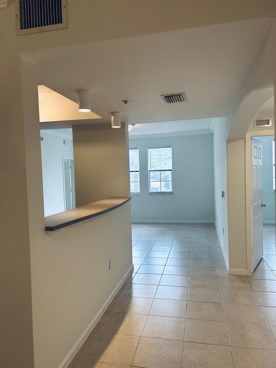 533 NE 3rd Avenue 204, Fort Lauderdale, FL 33301 — photo 10 of 23