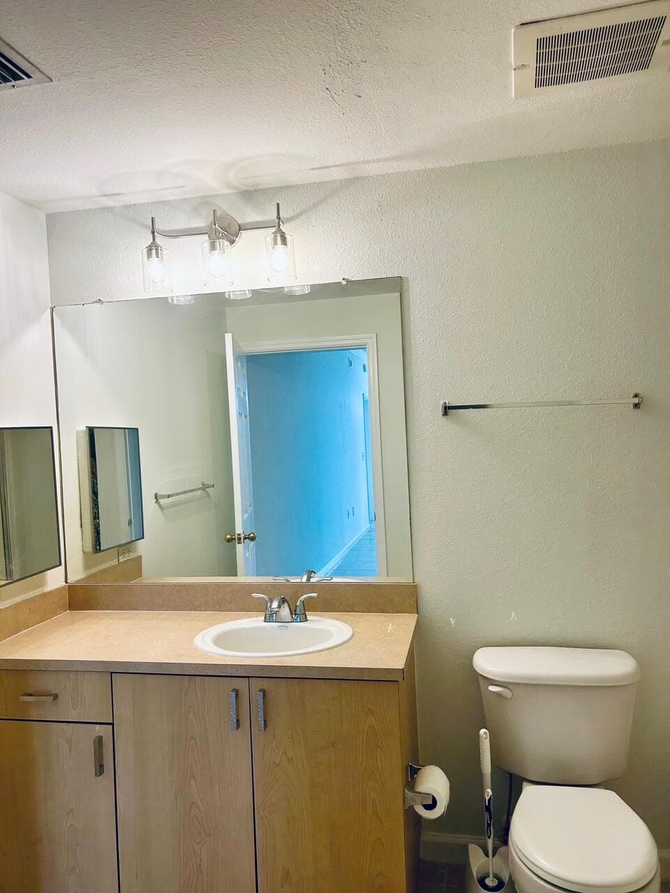 533 NE 3rd Avenue 204, Fort Lauderdale, FL 33301 — photo 22 of 23