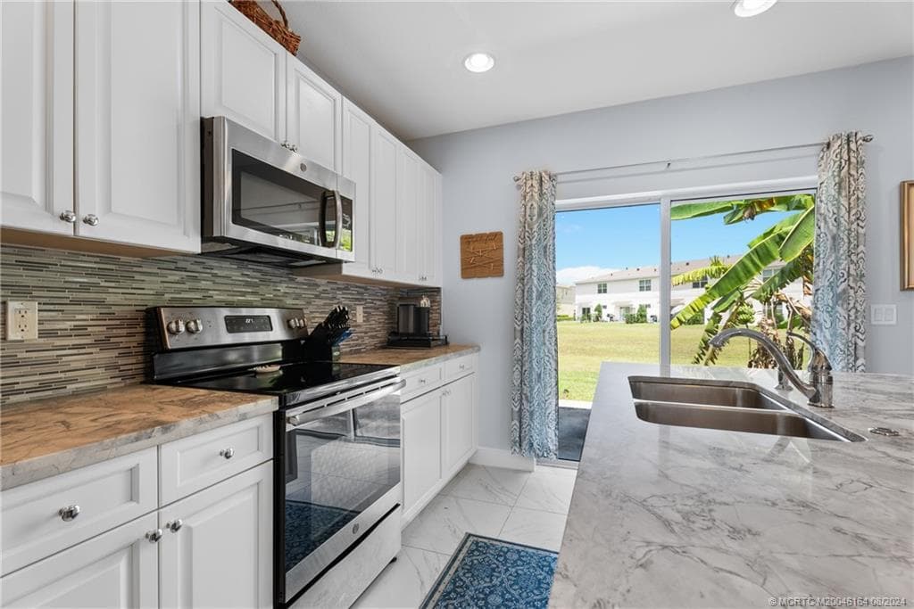 2810 NW Treviso Circle, Port St. Lucie, FL 34986 — photo 11 of 30