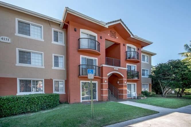 4151 N Haverhill Road 1508, West Palm Beach, FL 33417 — photo 1 of 16