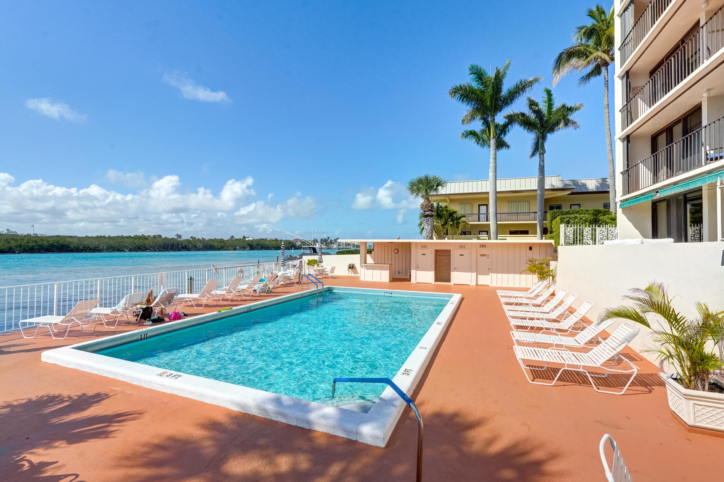 225 Beach Road 503, Tequesta, FL 33469 — photo 4 of 43