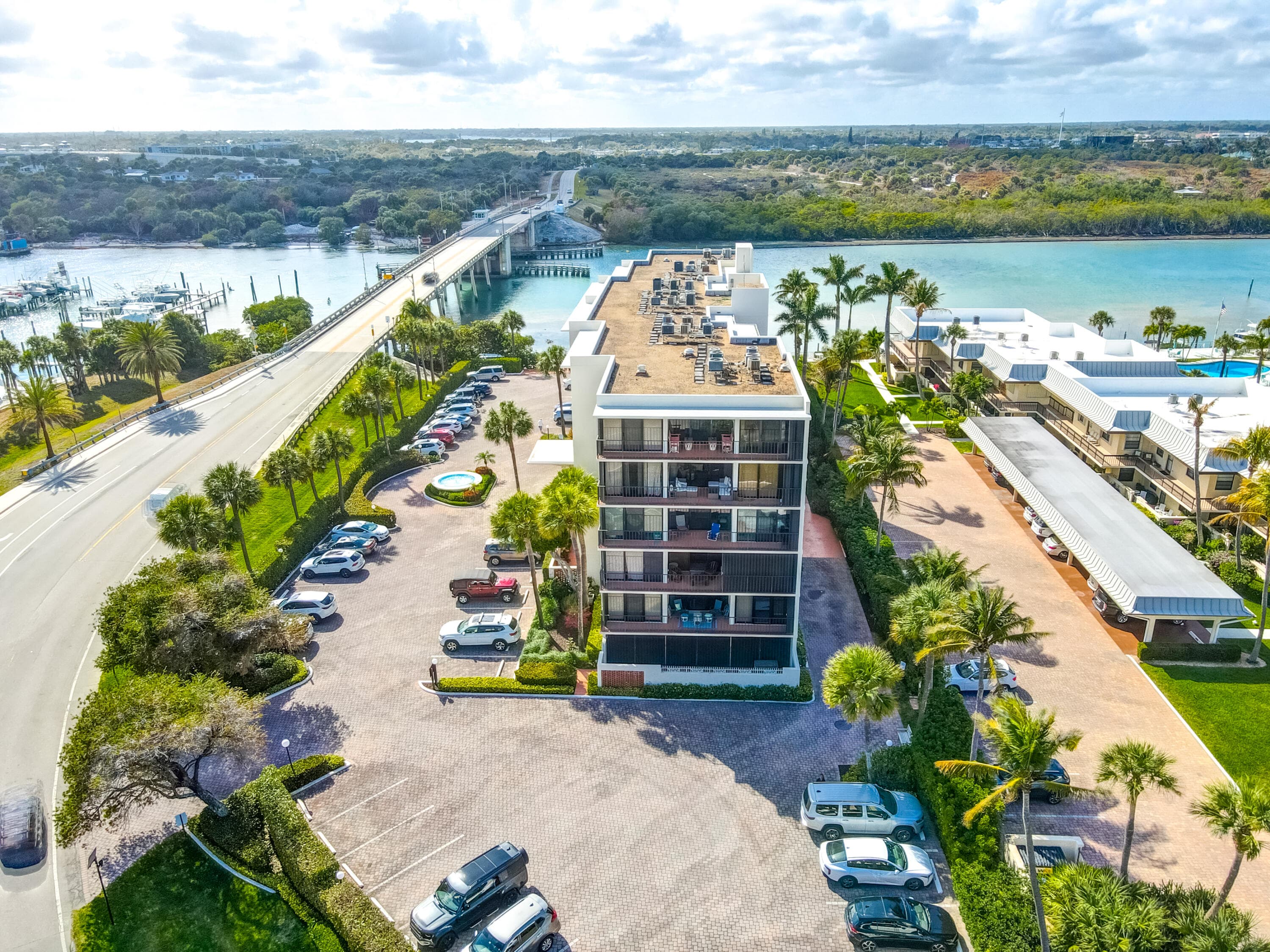 225 Beach Road 503, Tequesta, FL 33469 — photo 20 of 43