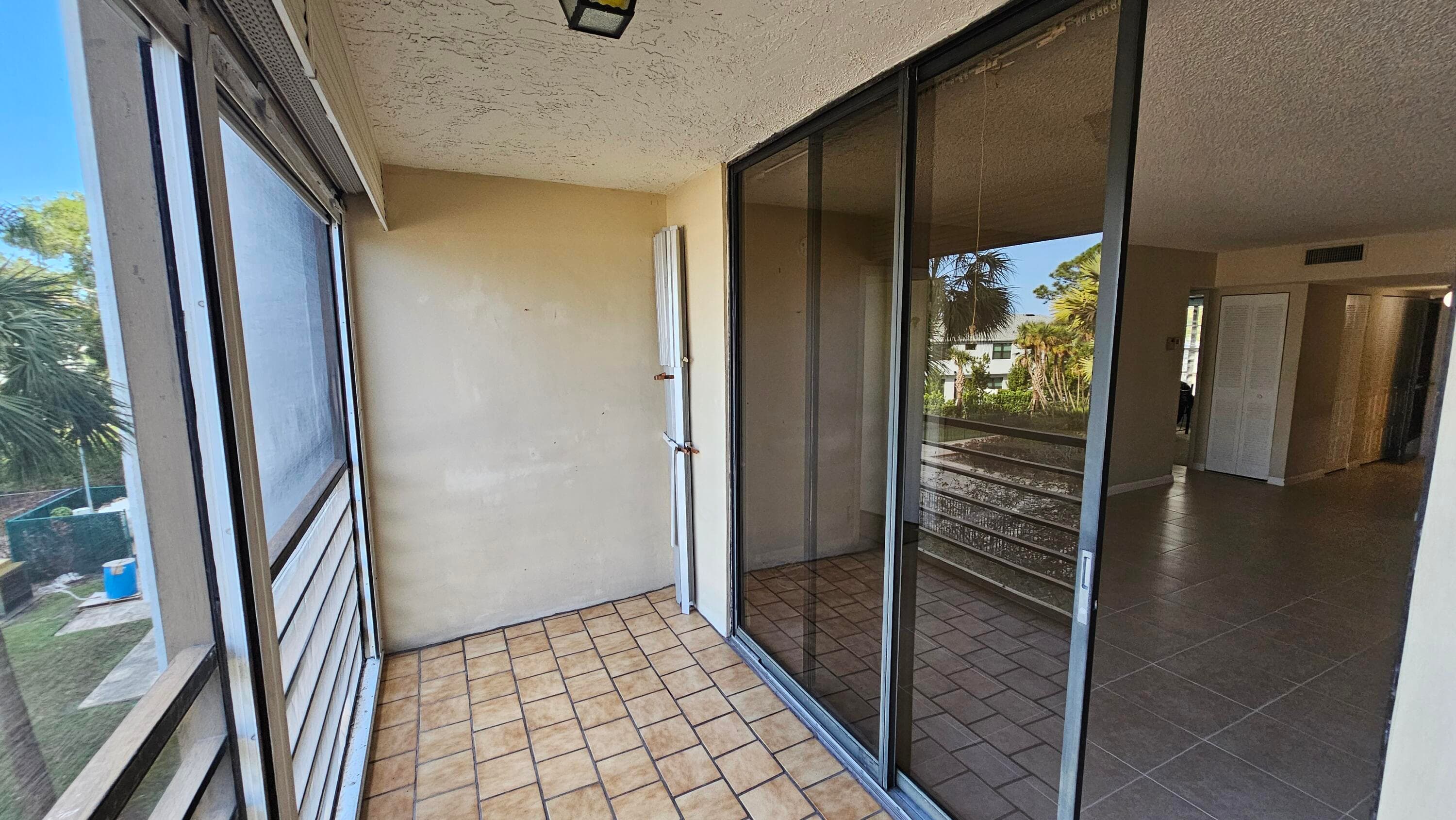 4640 Lucerne Lakes Boulevard W 303, Lake Worth, FL 33467 — photo 8 of 13