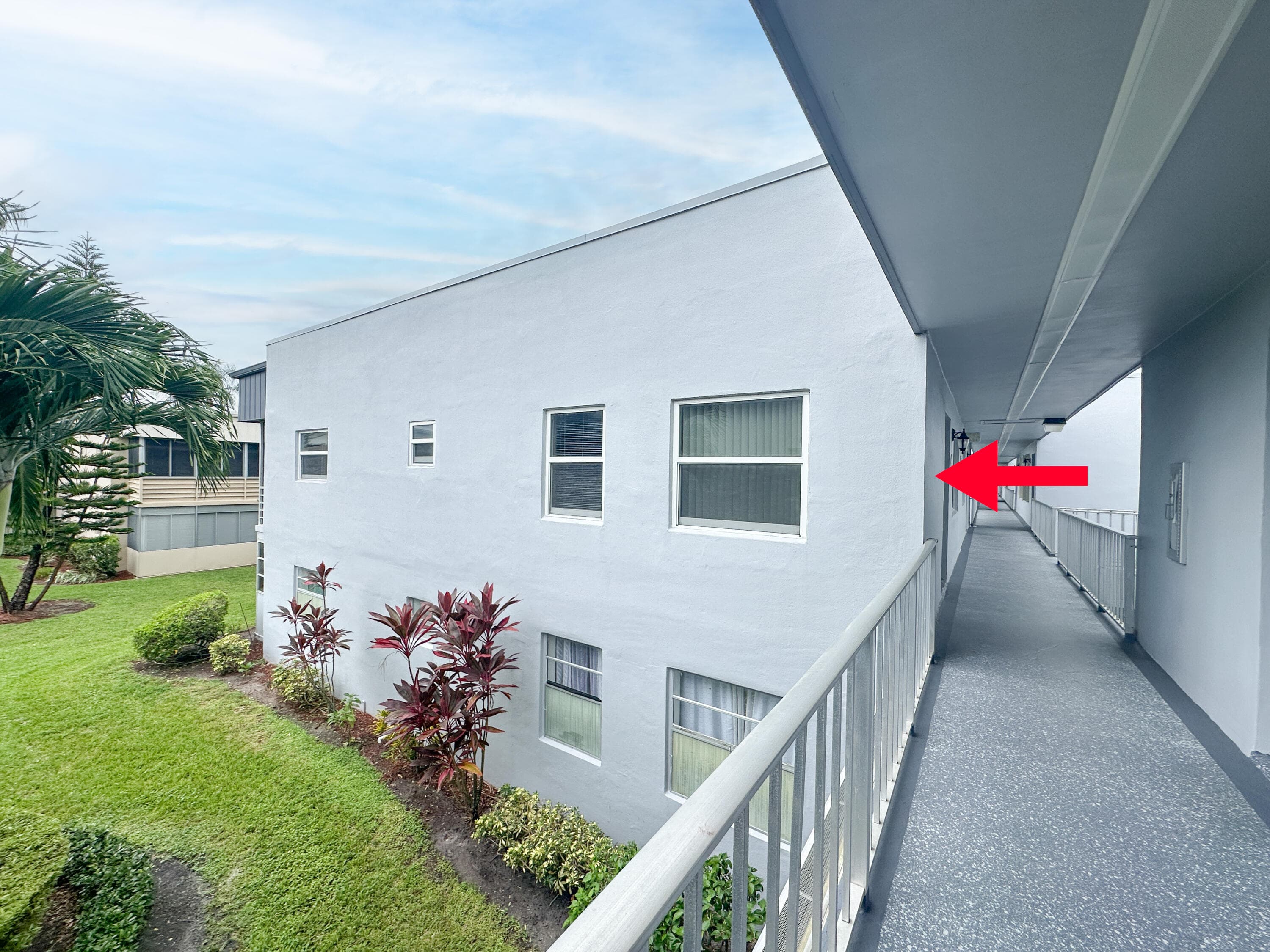 39 Burgundy A, Delray Beach, FL 33484 — photo 1 of 17