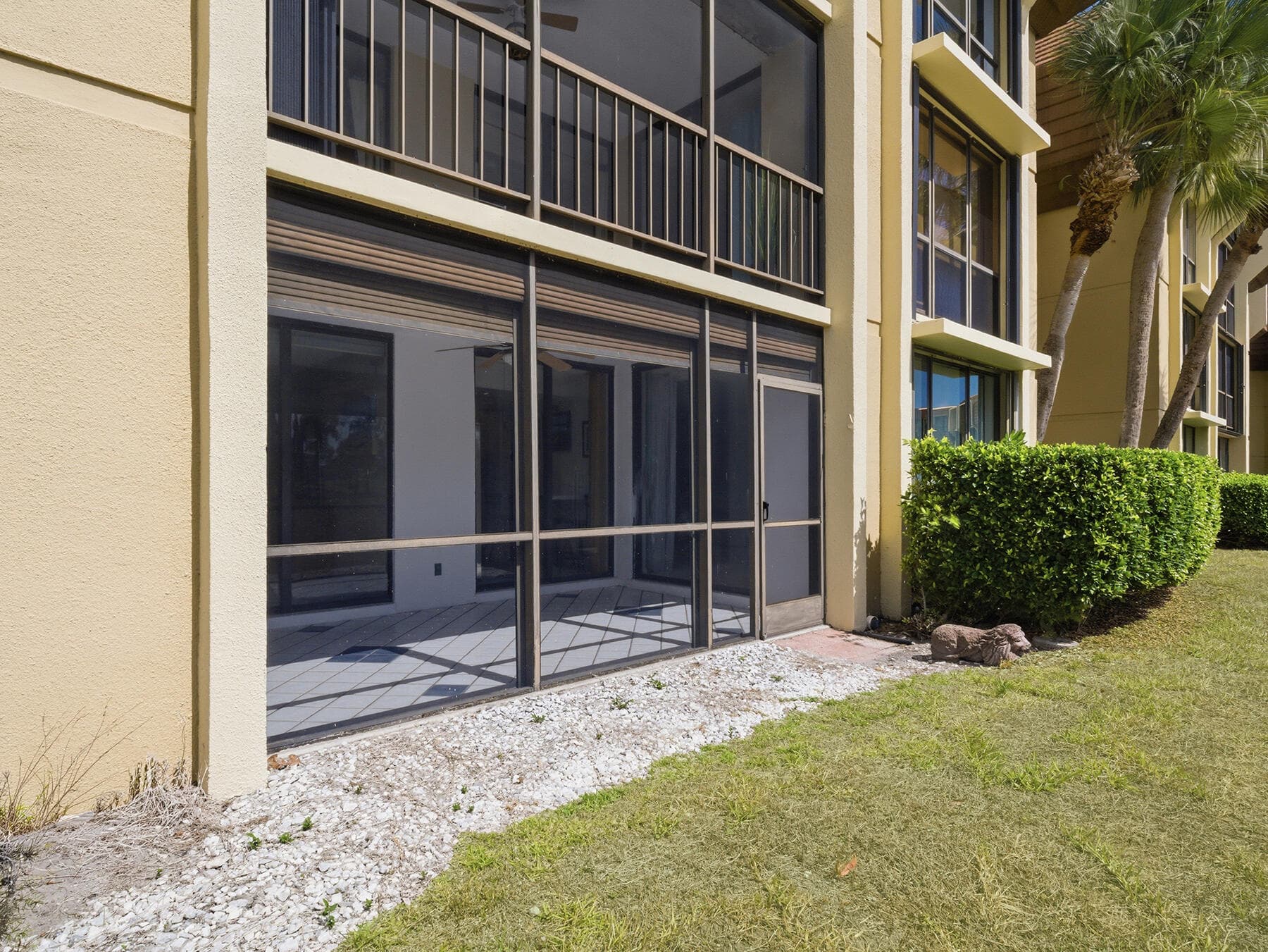 5390 Woodland Lakes Drive 104, Palm Beach Gardens, FL 33418 — photo 17 of 29