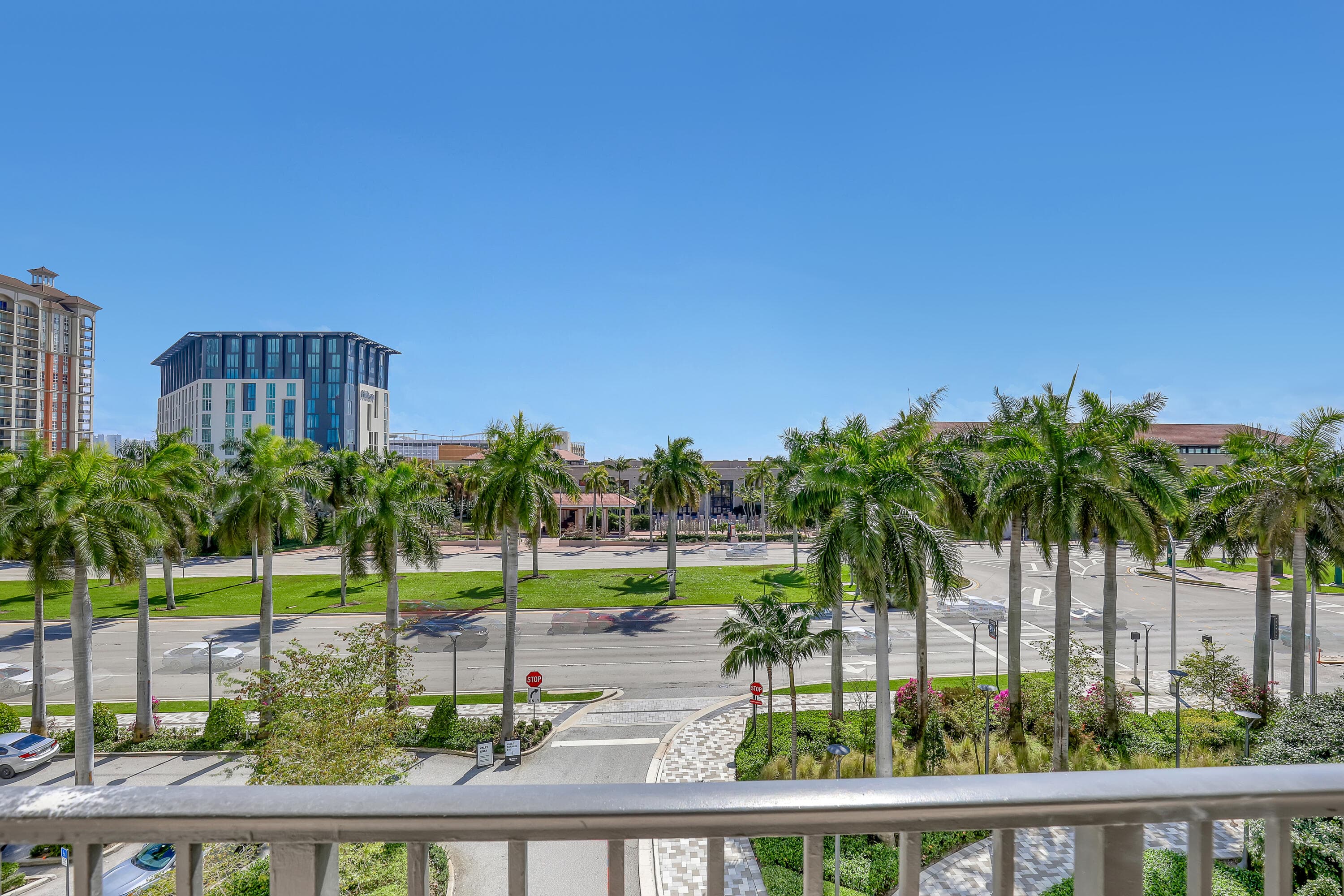 651 Okeechobee Boulevard 403, West Palm Beach, FL 33401 — photo 34 of 39