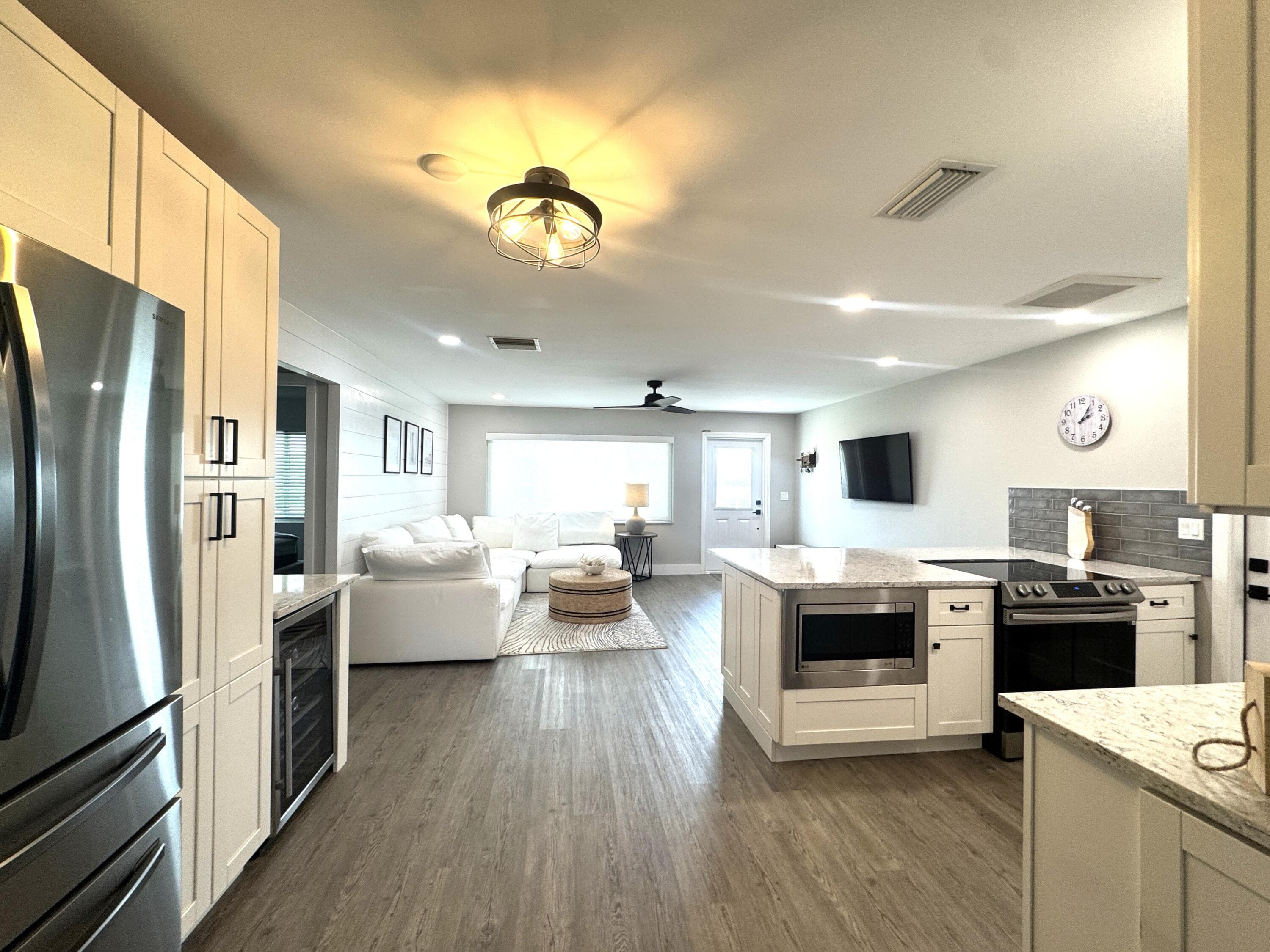 108 SW 9th Street, Boynton Beach, FL 33426 — photo 12 of 39