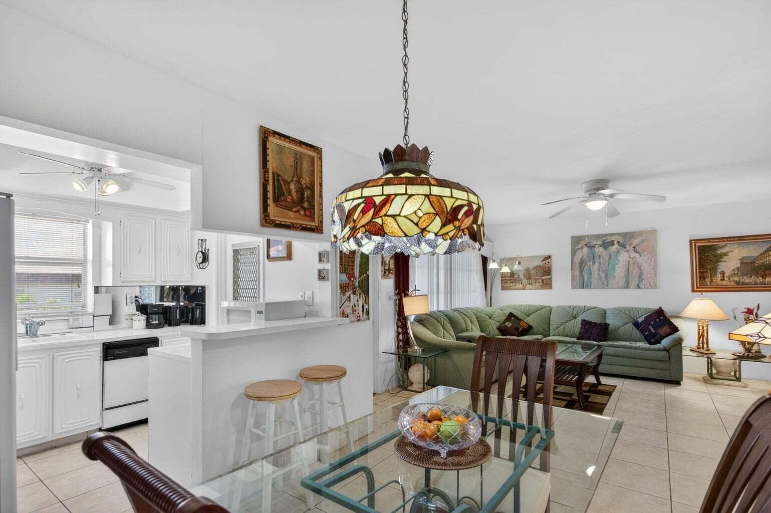 100 SE 6th Avenue 303, Pompano Beach, FL 33060 — photo 15 of 56