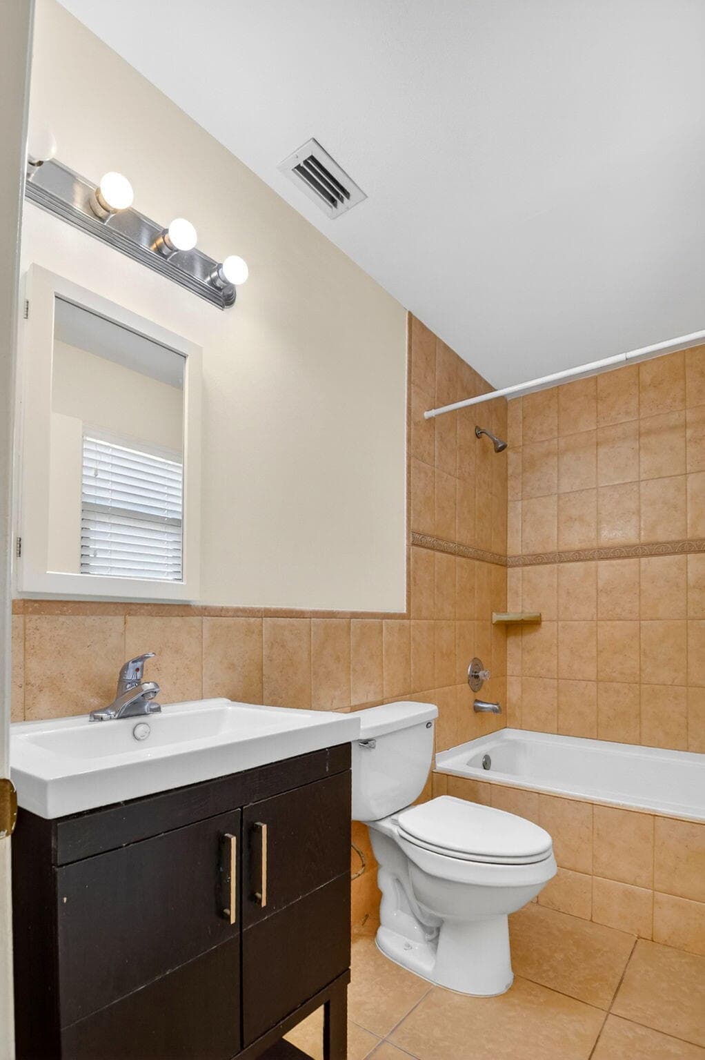 18 Crossings Circle F, Boynton Beach, FL 33435 — photo 21 of 29