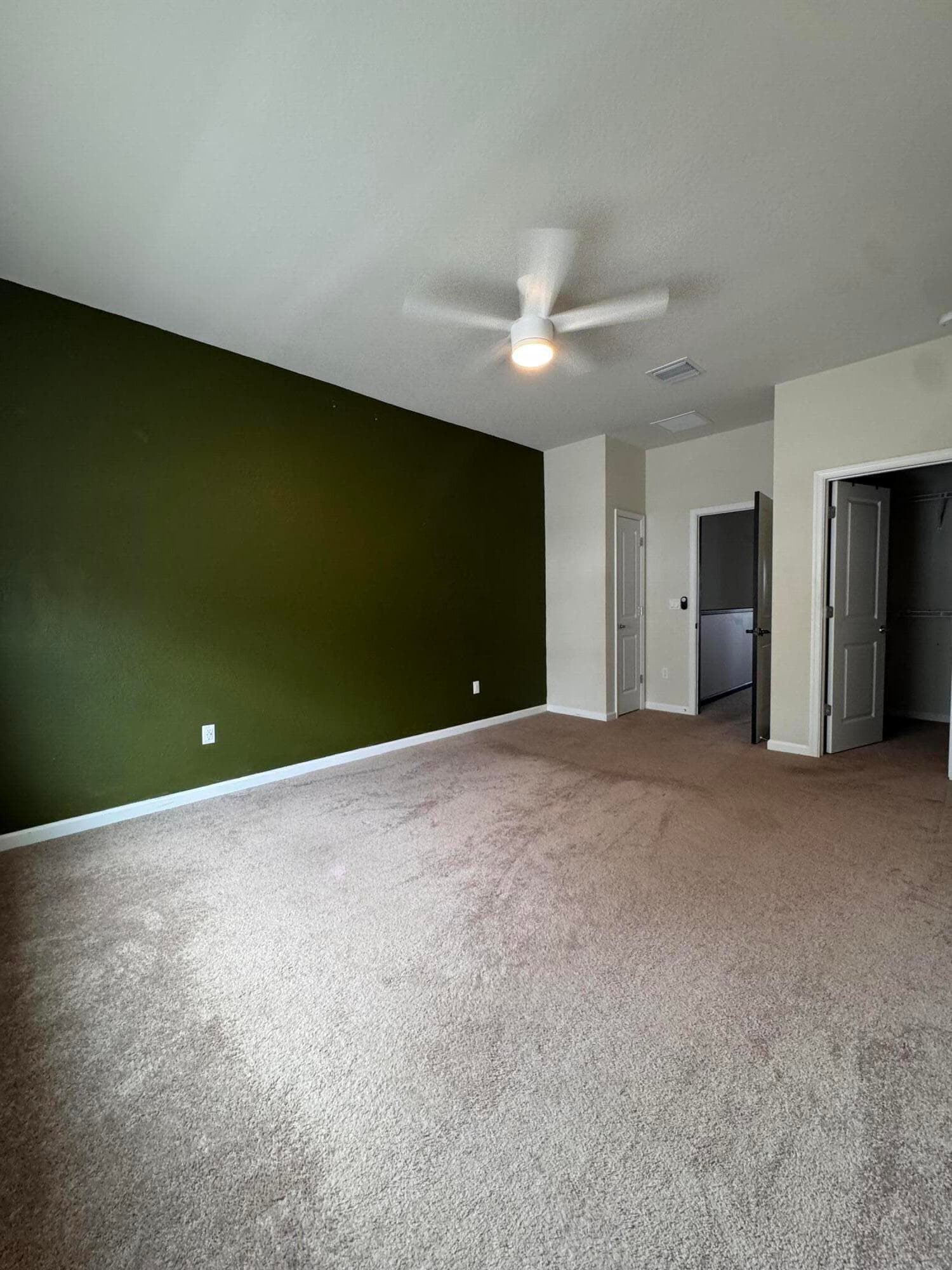 2061 Happy Street, West Palm Beach, FL 33407 — photo 8 of 13