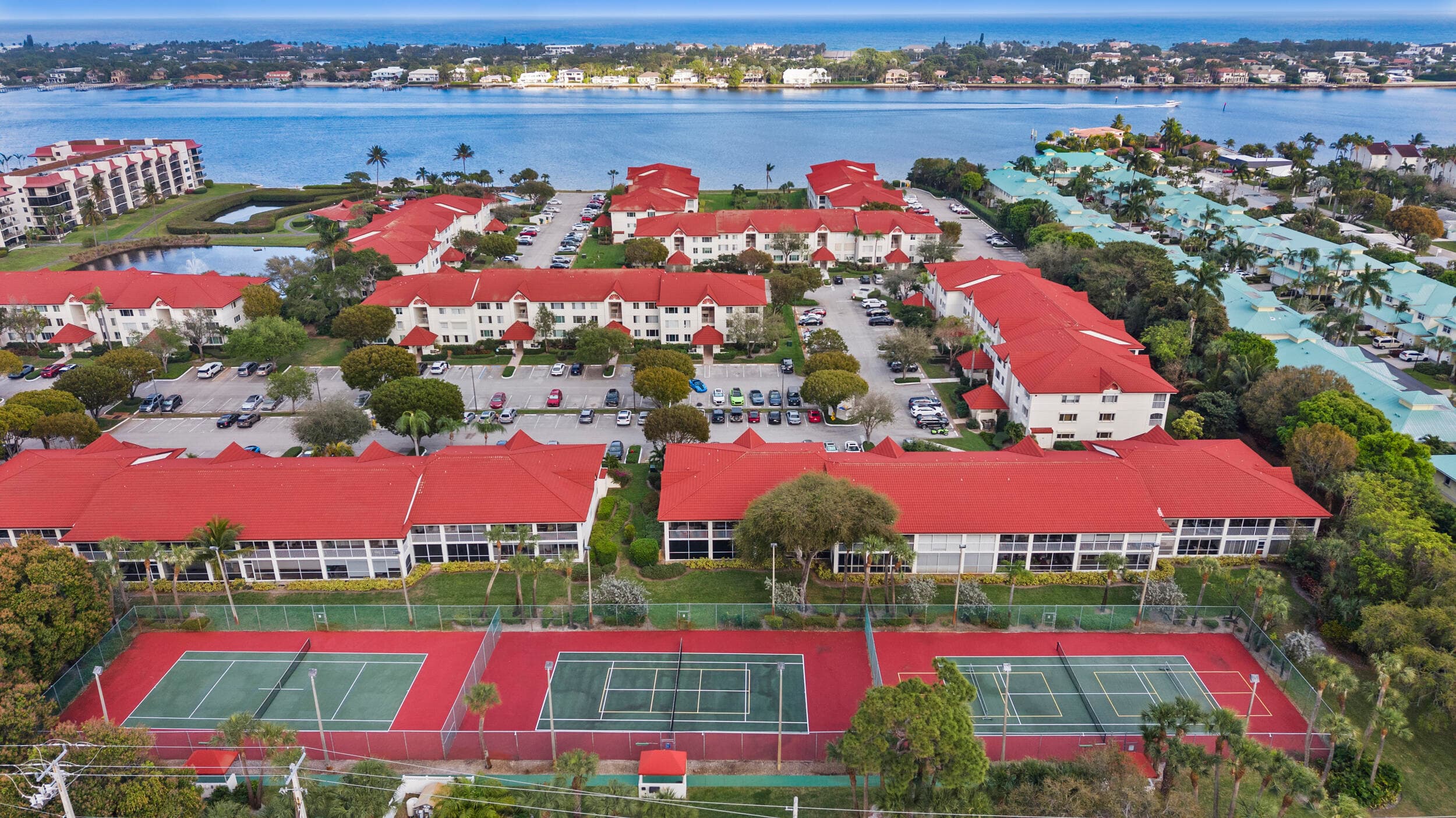 108 Half Moon Circle C3, Hypoluxo, FL 33462 — photo 29 of 35