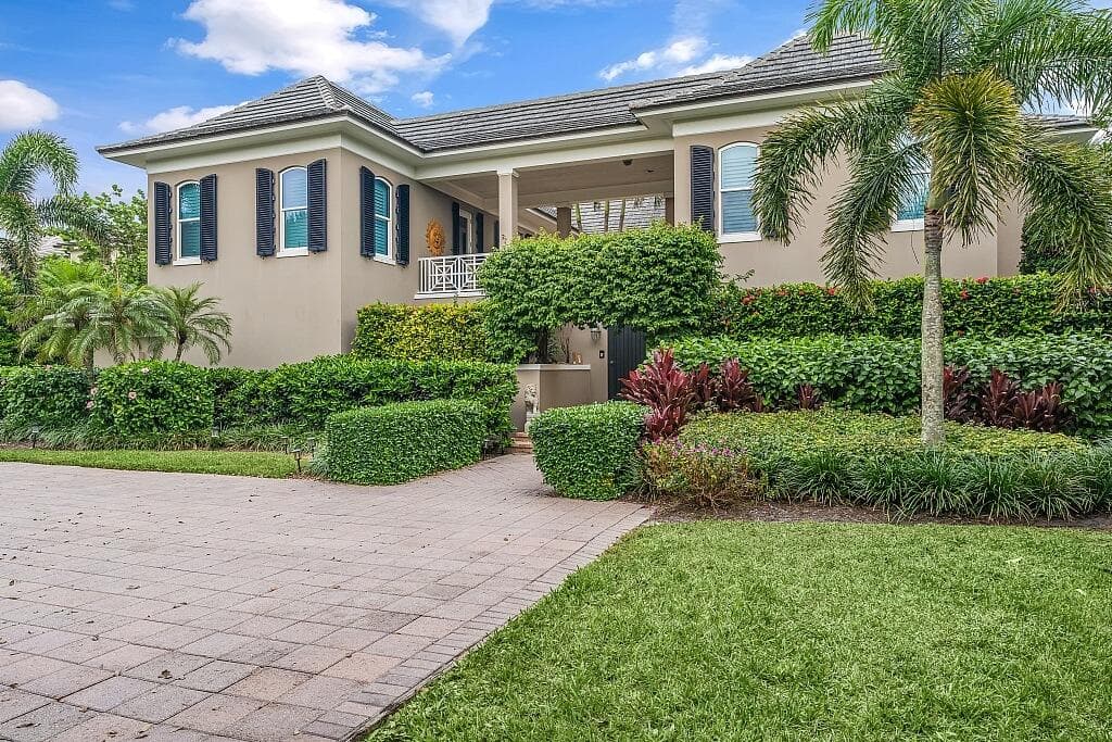 290 Bermuda Bay Lane, Vero Beach, FL 32963 — photo 10 of 36