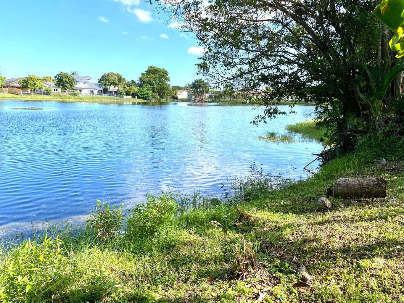1301 SW 75th Avenue, North Lauderdale, FL 33068 — photo 32 of 34
