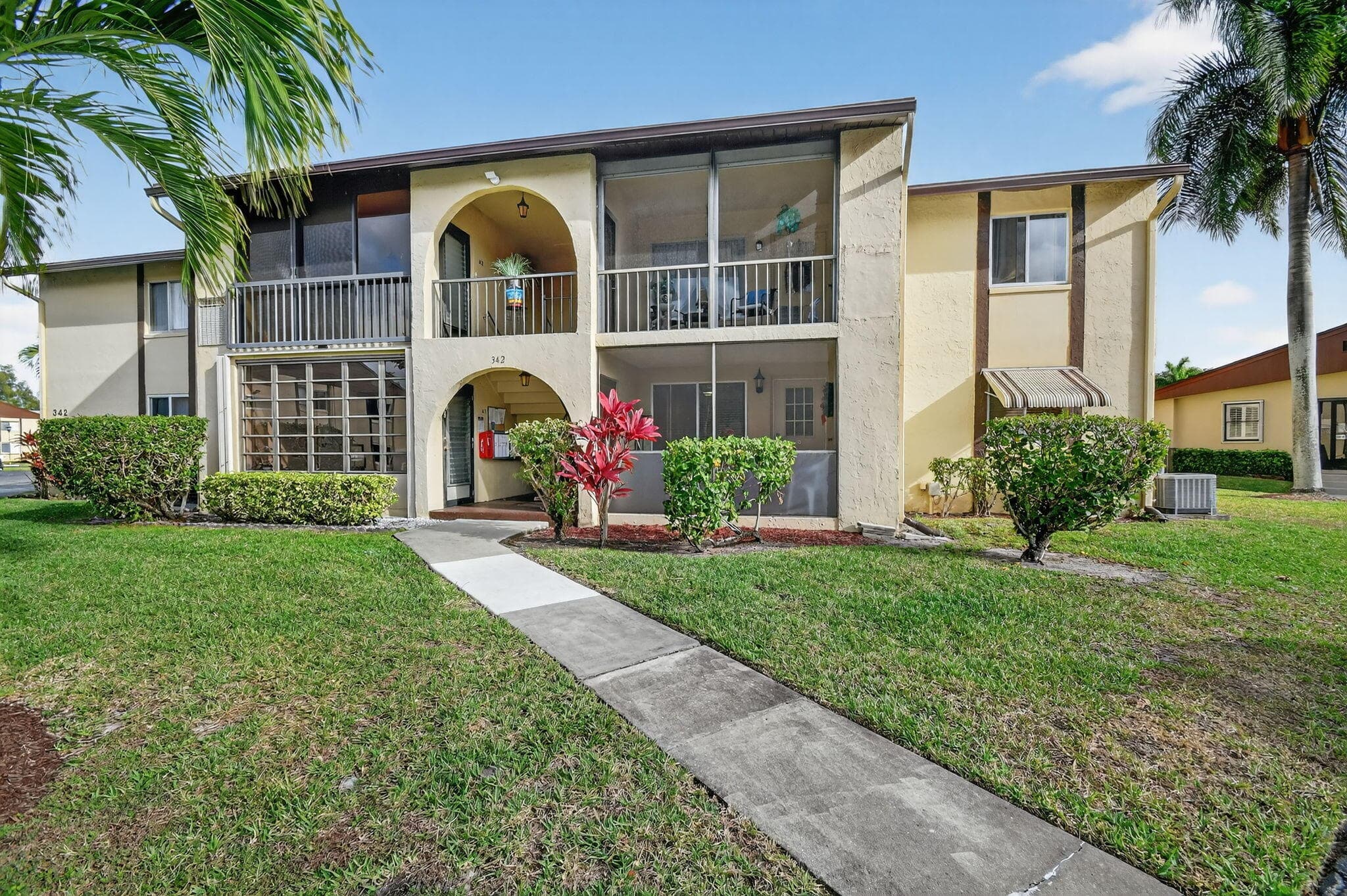 342 Pine Ridge Circle D-1, Greenacres, FL 33463 — photo