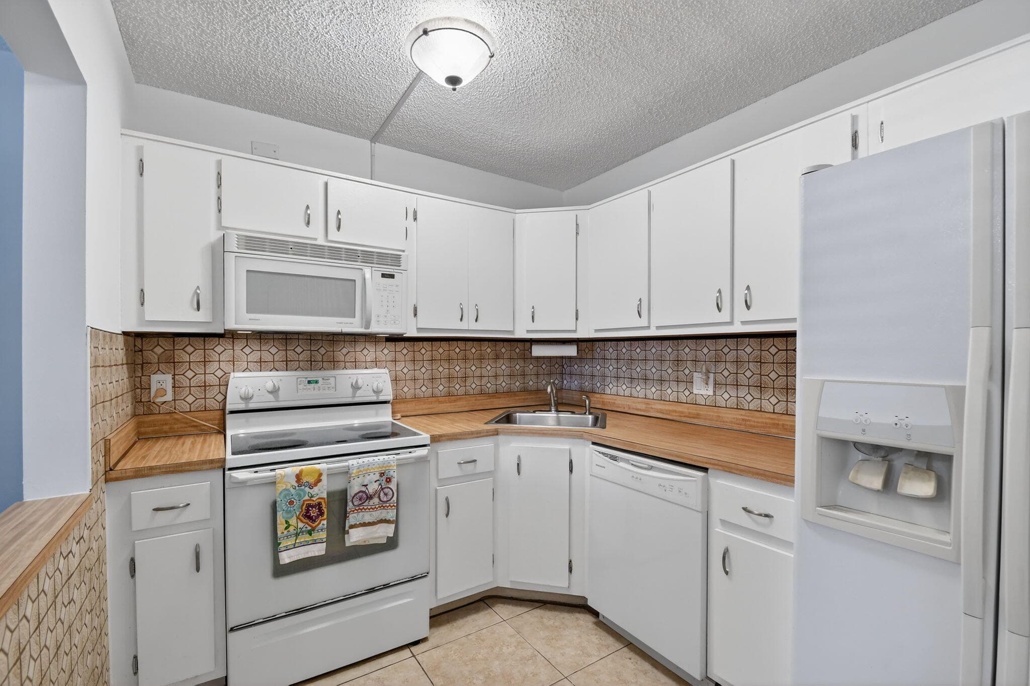342 Pine Ridge Circle D-1, Greenacres, FL 33463 — photo 10 of 24