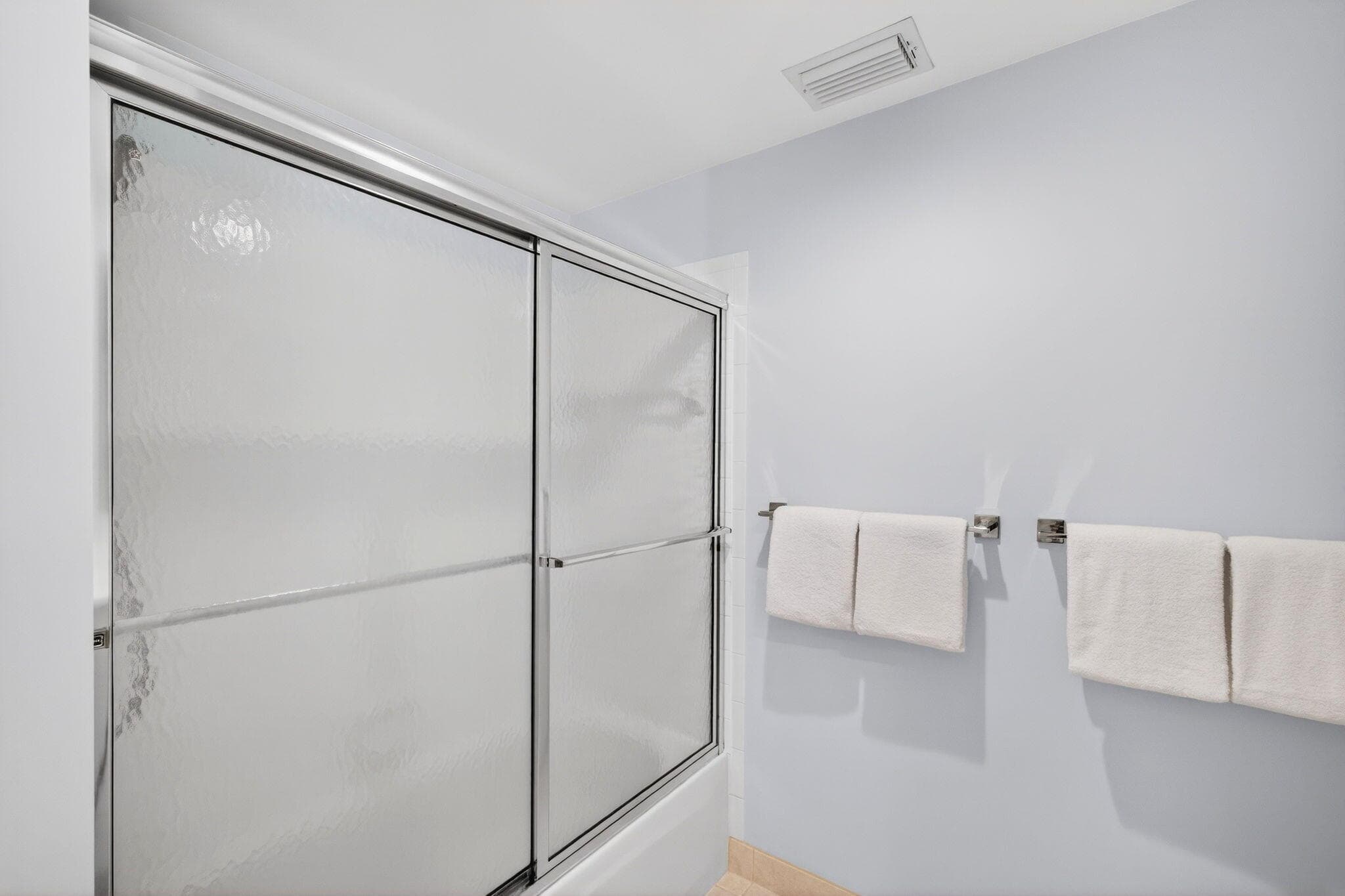 400 Uno Lago Drive 103, Juno Beach, FL 33408 — photo 23 of 47