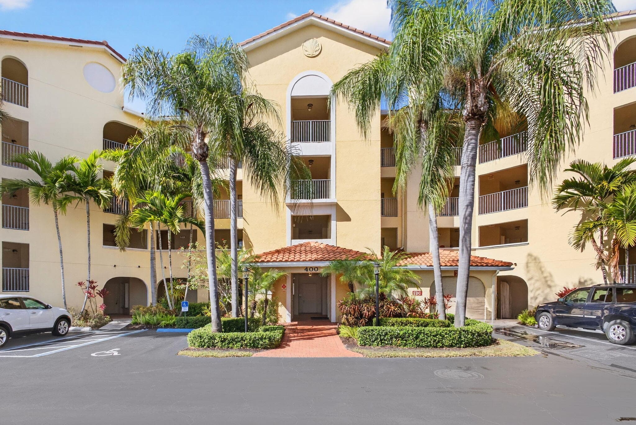 400 Uno Lago Drive 103, Juno Beach, FL 33408 — photo 43 of 47