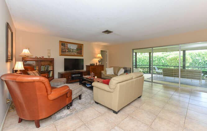 493 Forestview Drive, Atlantis, FL 33462 — photo 11 of 29