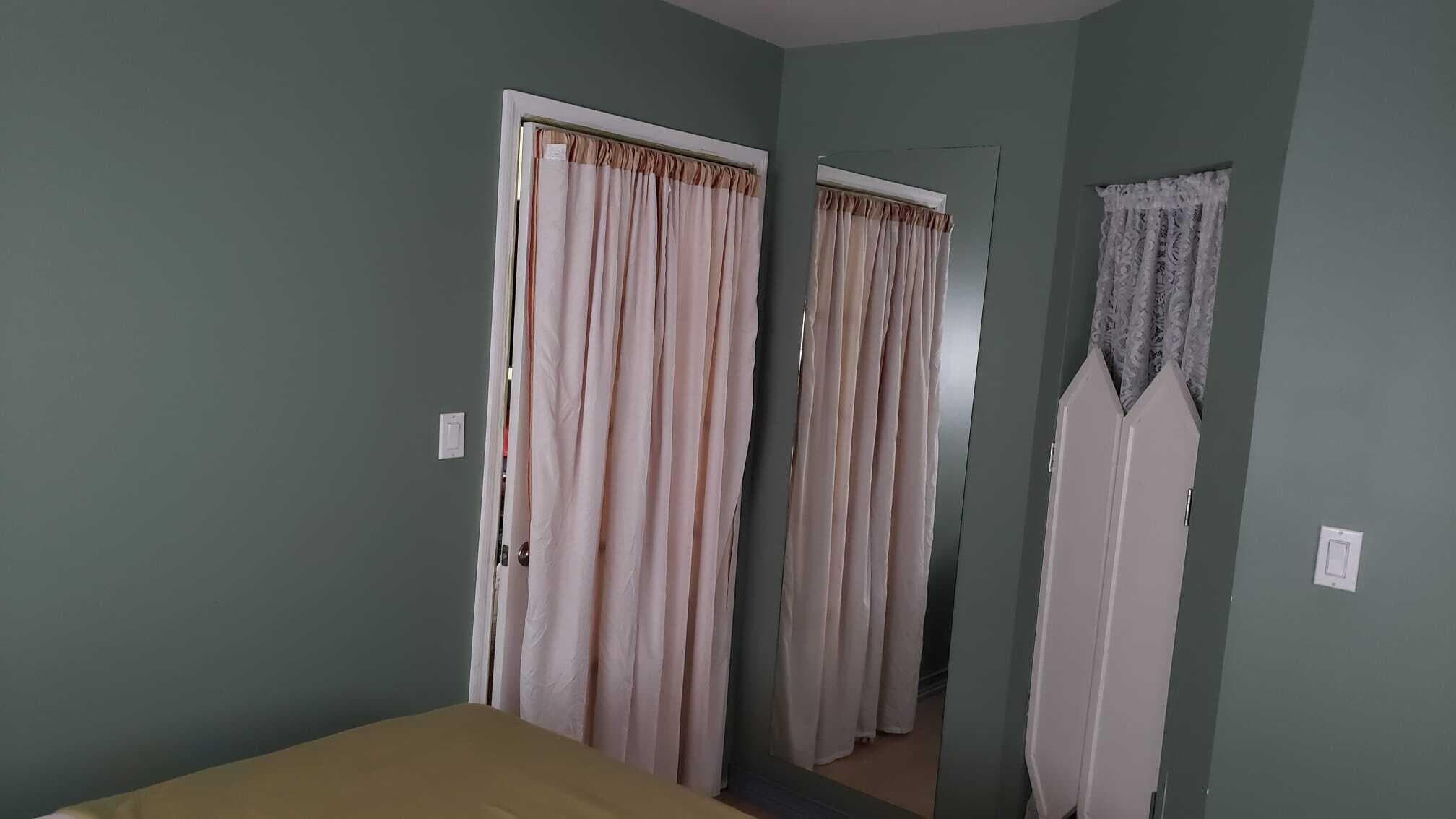 2334 NE 136th Street, North Miami Beach, FL 33181 — photo 4 of 17