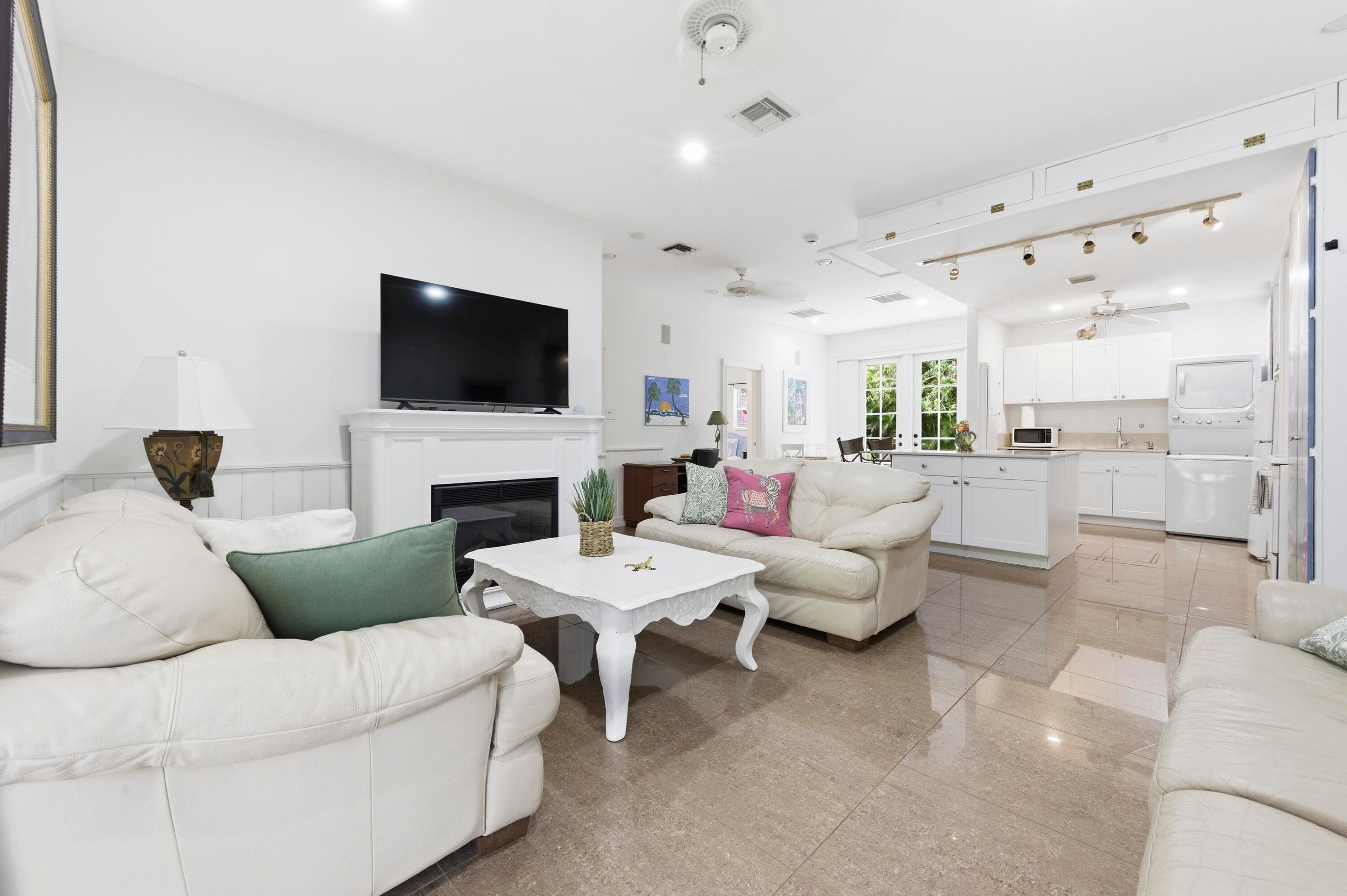 4268 Maurice Drive Guest House, Delray Beach, FL 33445 — photo 22 of 27