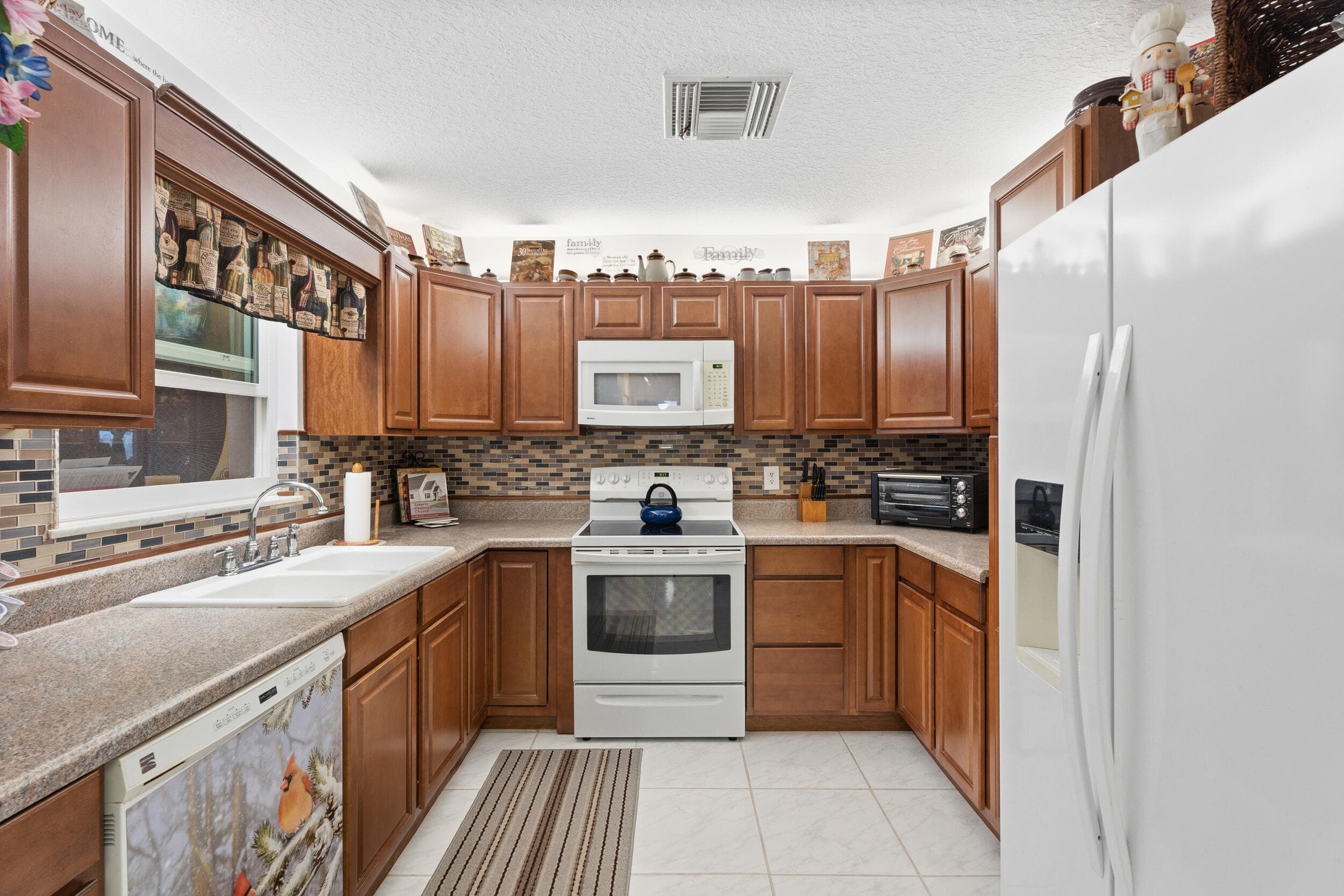 1341 SE Seashell Lane, Stuart, FL 34996 — photo 6 of 24