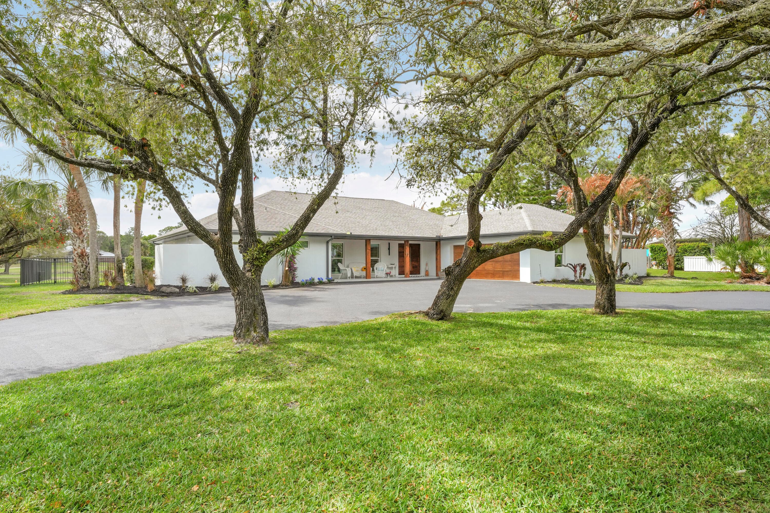 4042 SW Bimini Circle N, Palm City, FL 34990 — photo 1 of 32