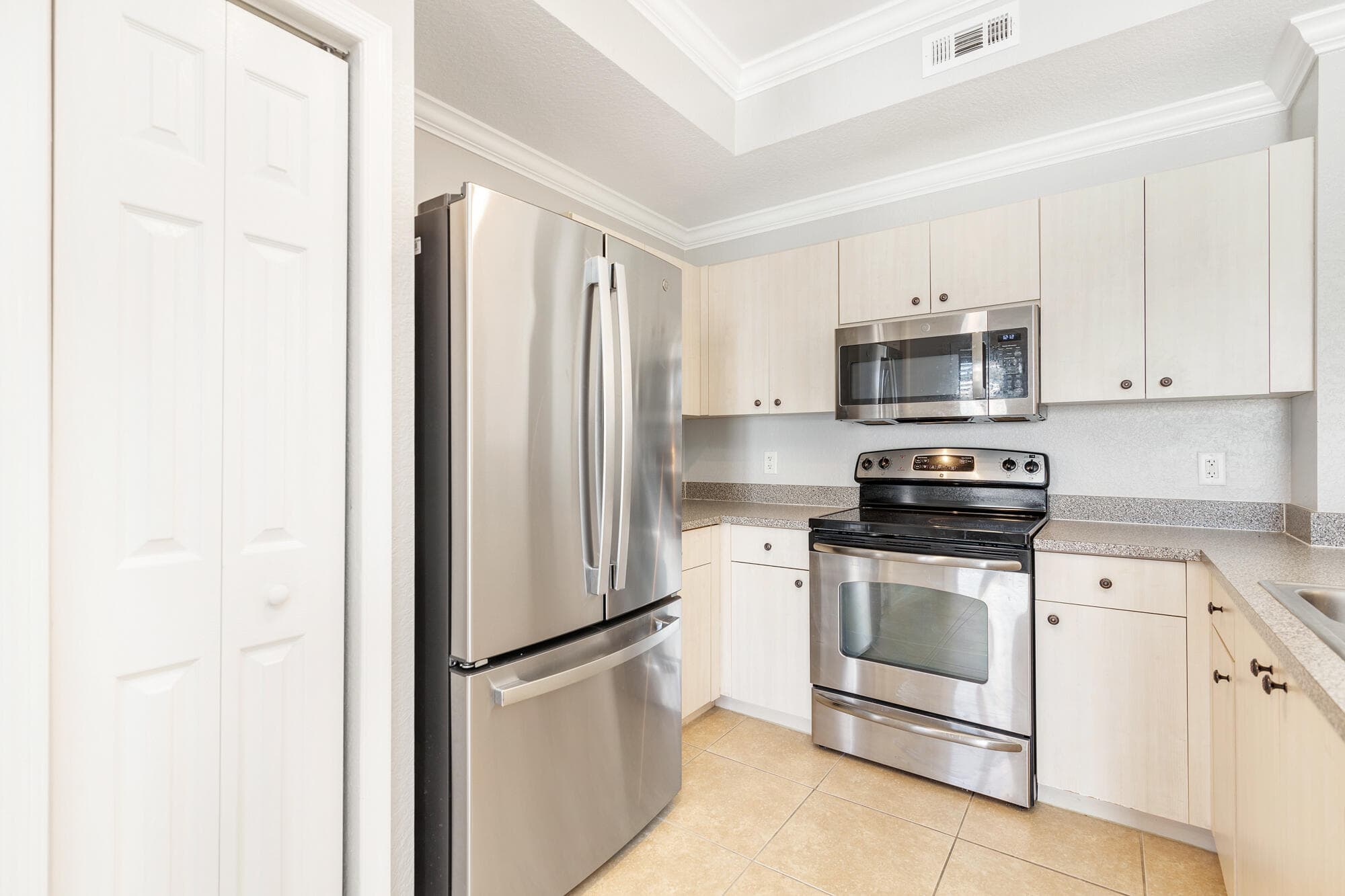 1801 N Flagler Drive 903, West Palm Beach, FL 33407 — photo 15 of 28