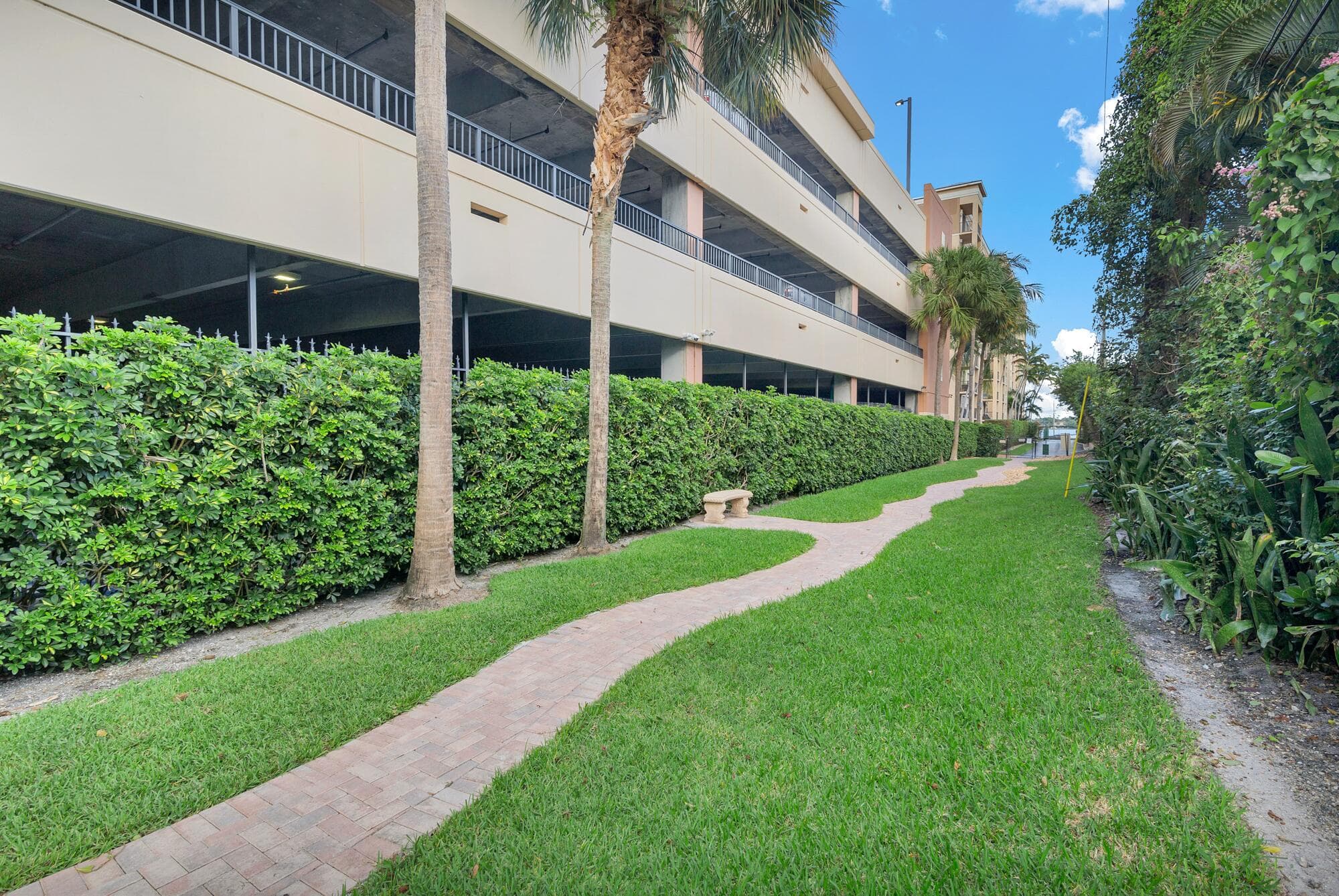 1801 N Flagler Drive 903, West Palm Beach, FL 33407 — photo 26 of 28