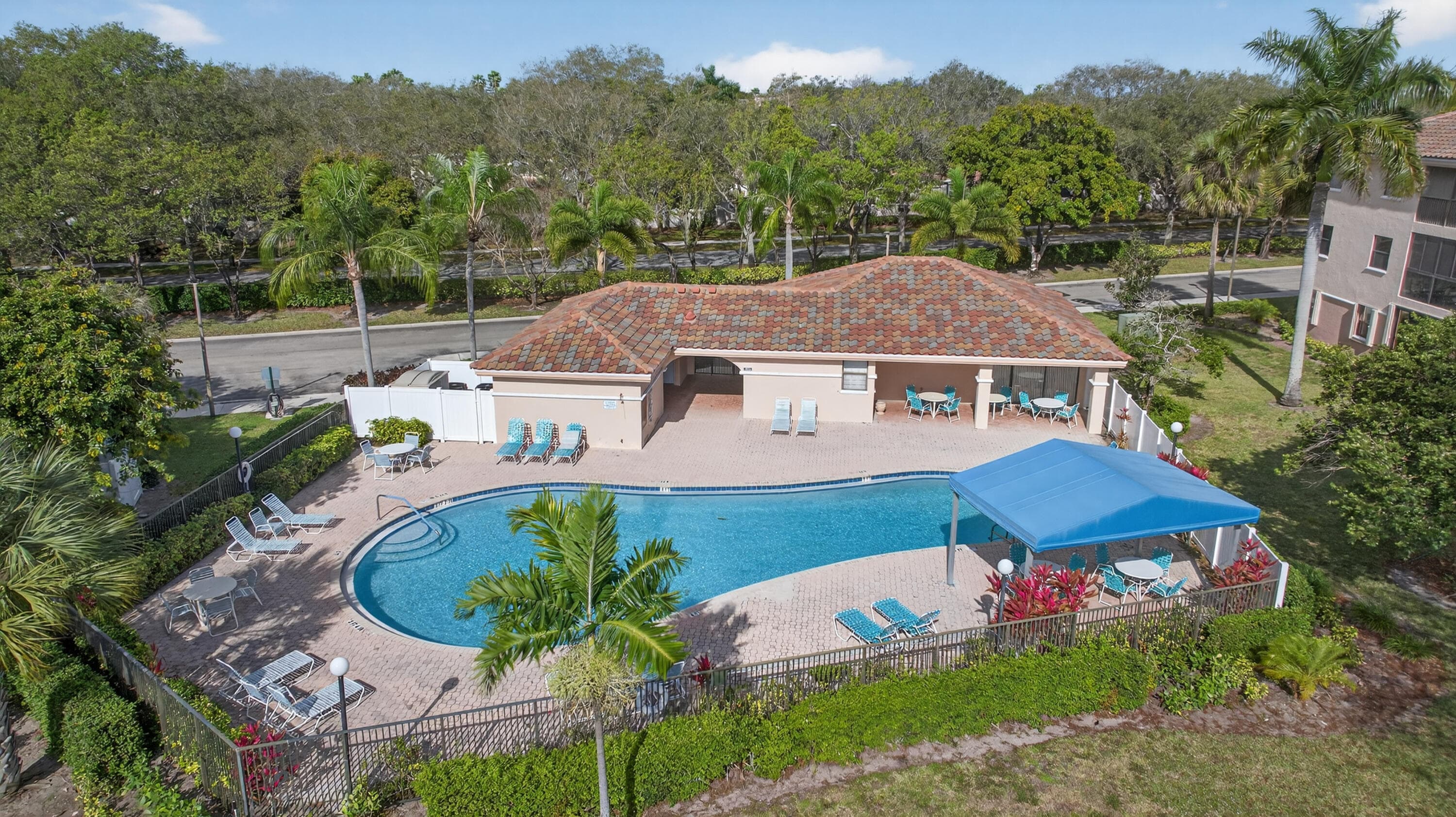 4151 Coral Tree Circle 251, Coconut Creek, FL 33073 — photo 5 of 37