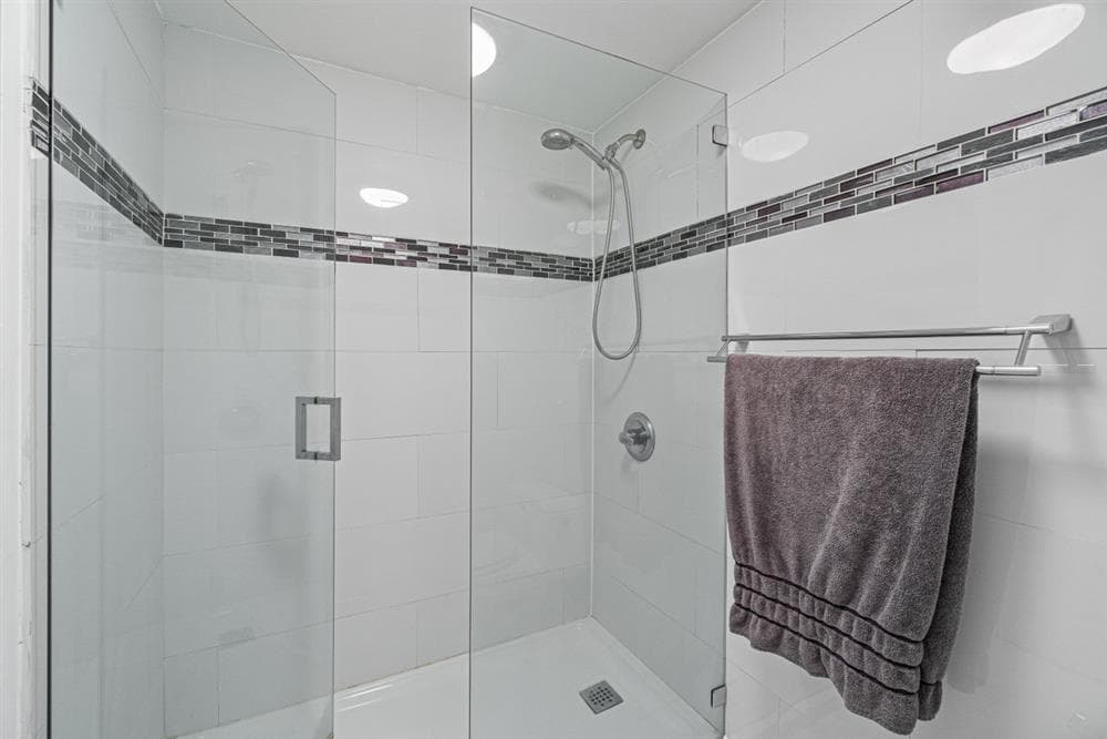 1830 Embassy Drive 613, West Palm Beach, FL 33401 — photo 14 of 22