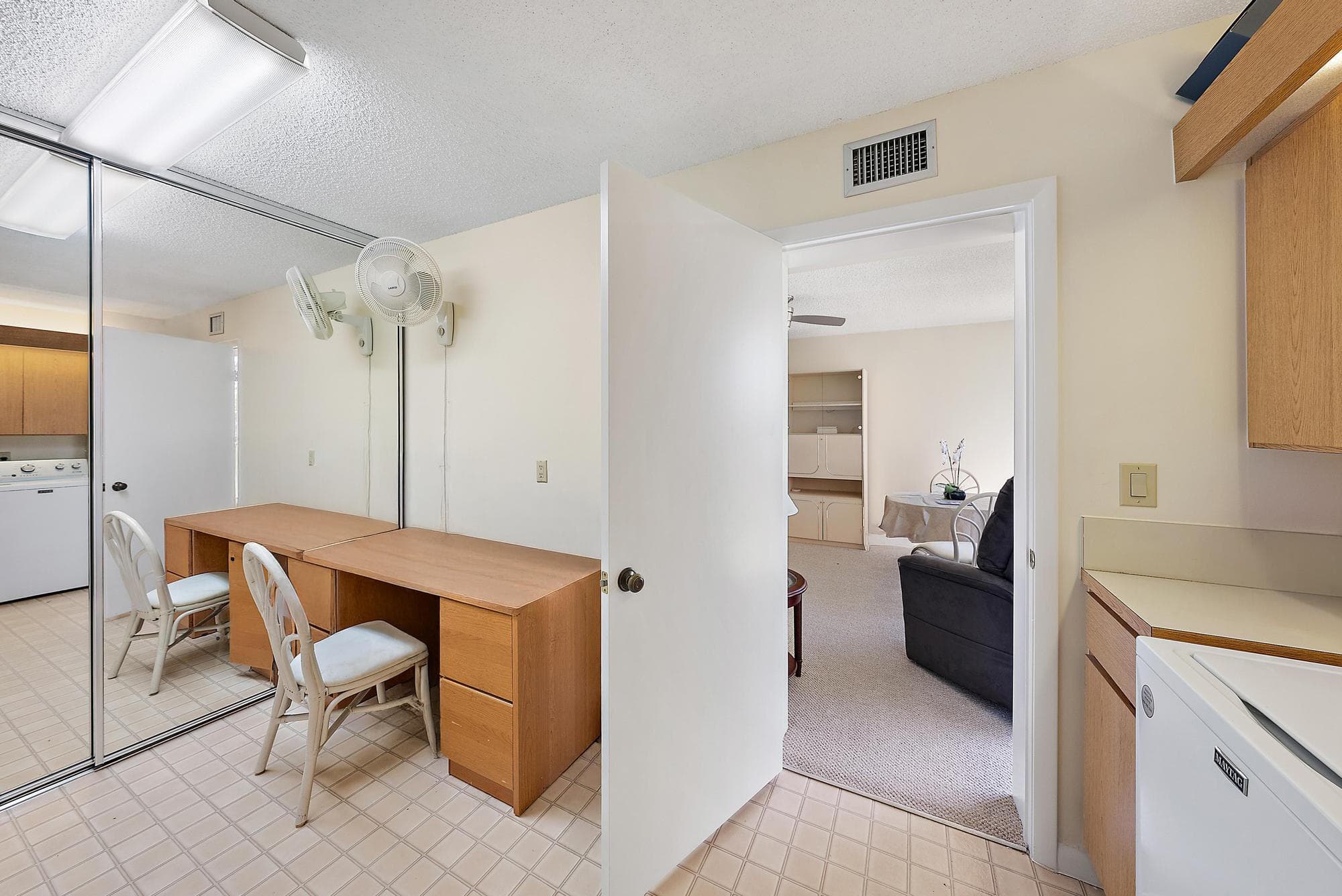 2761 Village Boulevard 303, West Palm Beach, FL 33409 — photo 8 of 12