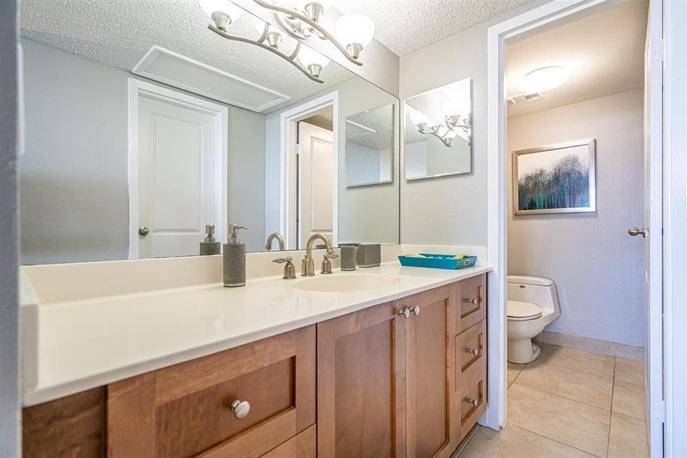 1830 Embassy Drive 409, West Palm Beach, FL 33401 — photo 8 of 15