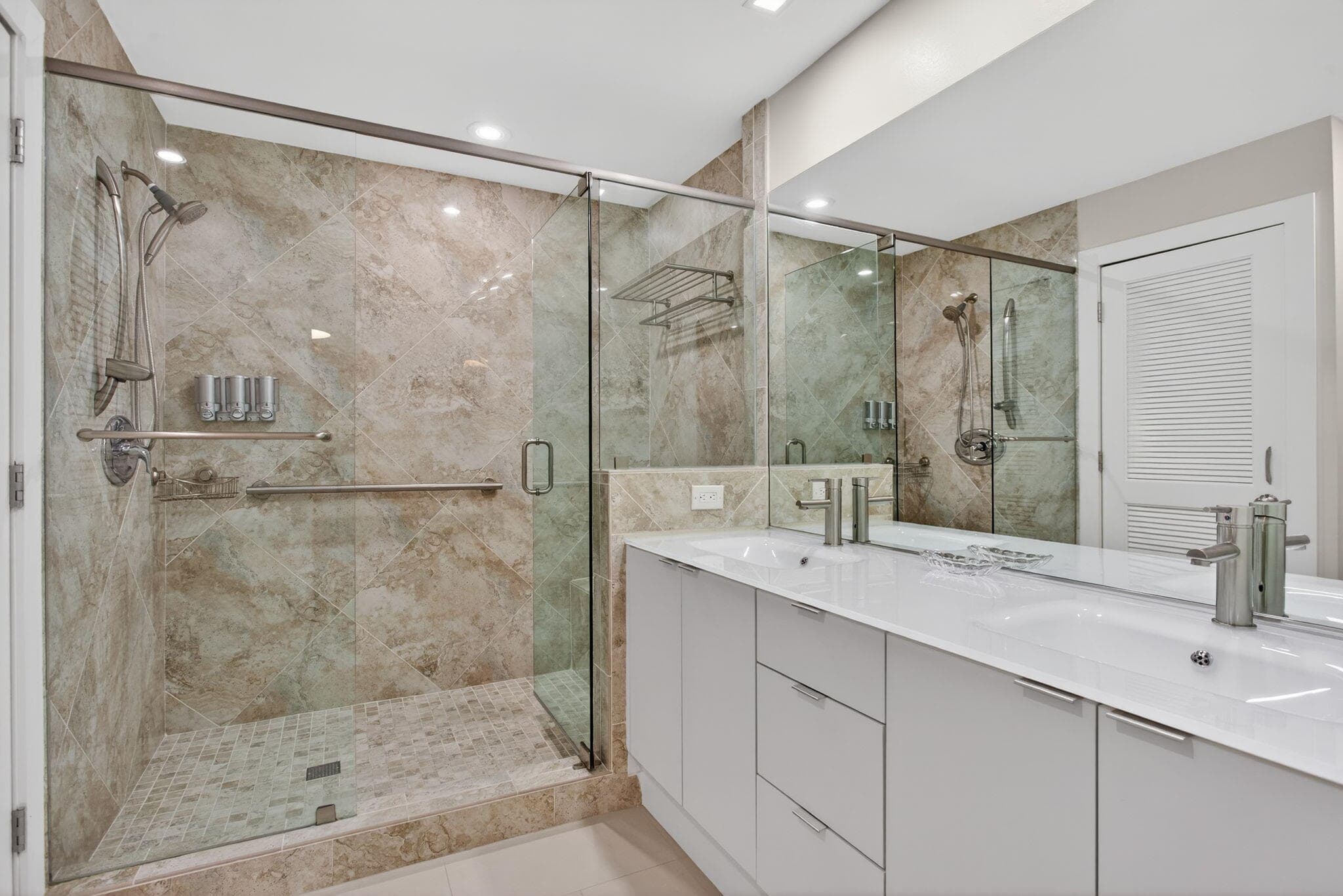 4115 Carriage Drive P4, Pompano Beach, FL 33069 — photo 23 of 62