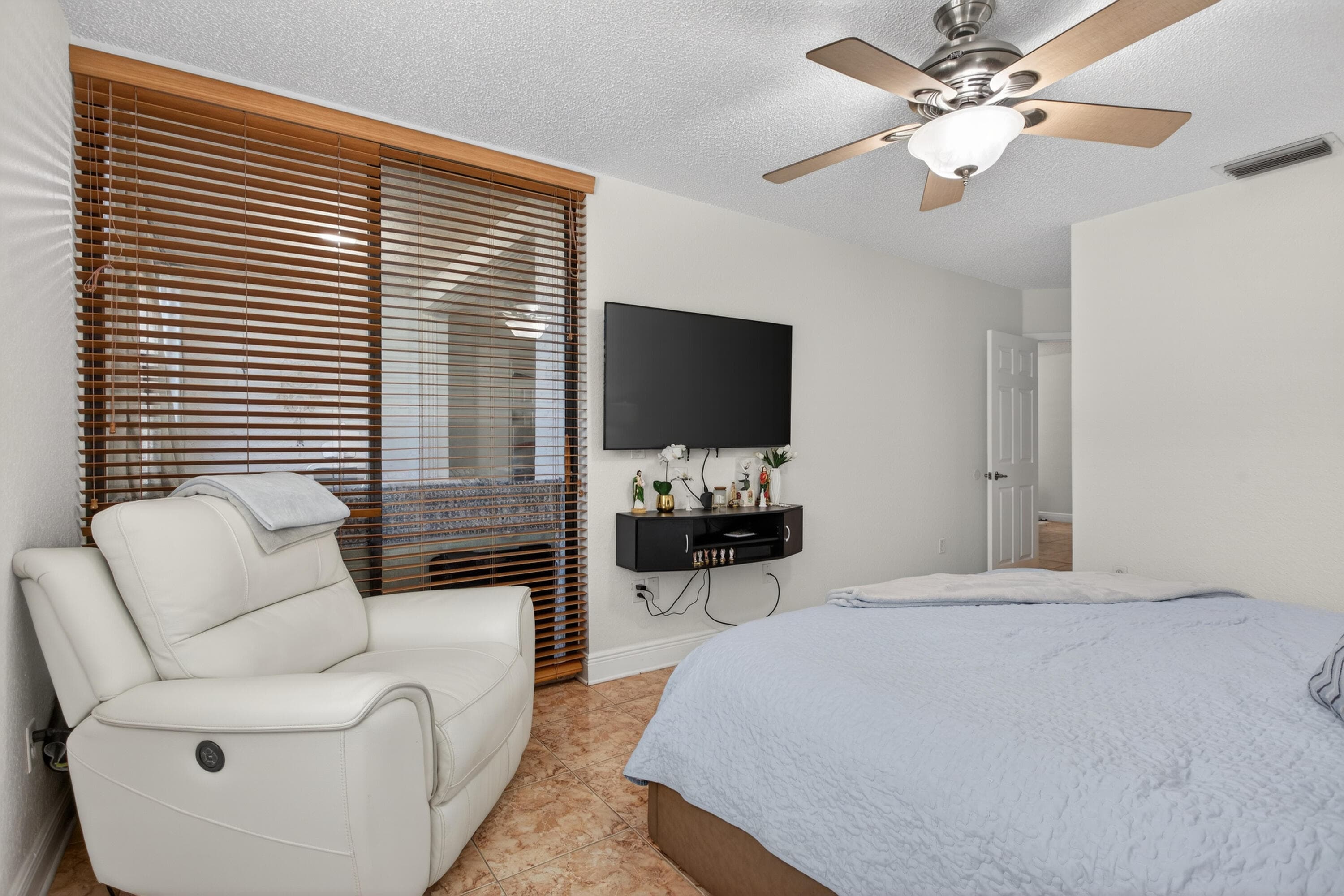 4151 Coral Tree Circle 251, Coconut Creek, FL 33073 — photo 28 of 37