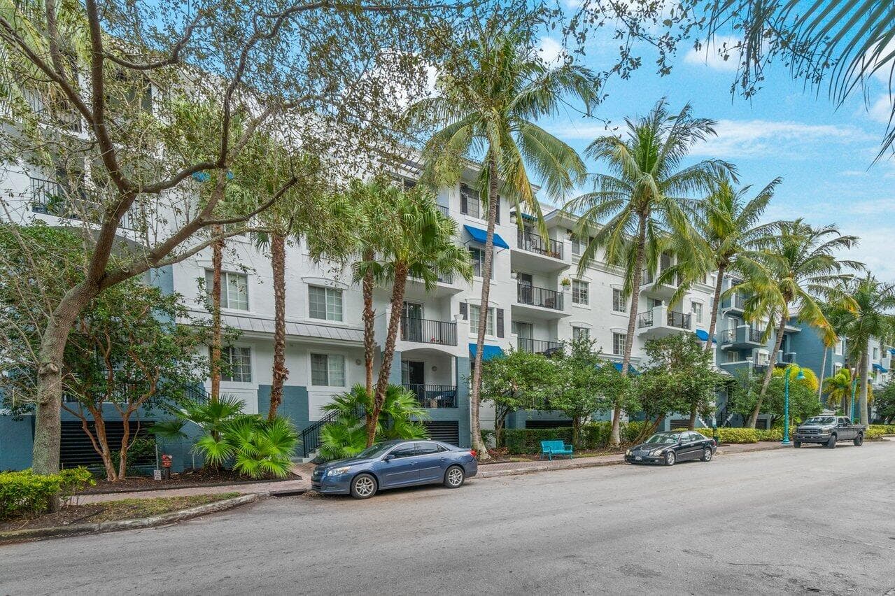 255 NE 3rd Avenue 2410, Delray Beach, FL 33444 — photo 2 of 38
