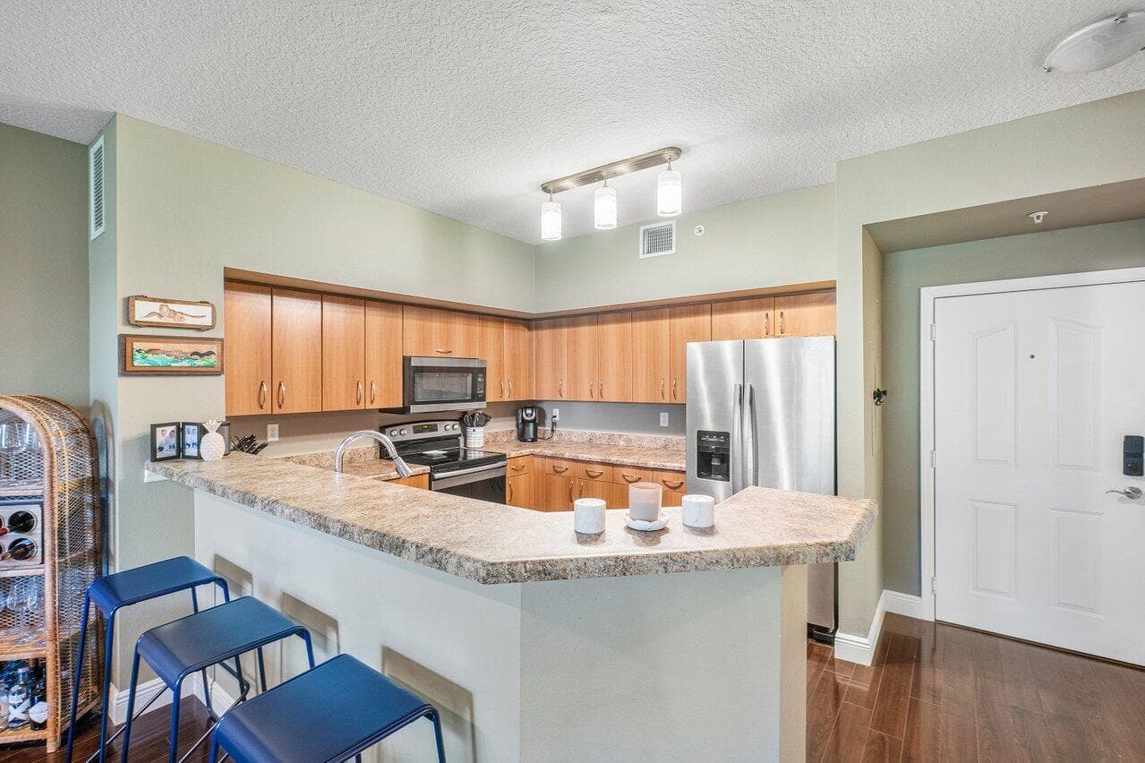 255 NE 3rd Avenue 2410, Delray Beach, FL 33444 — photo 6 of 38
