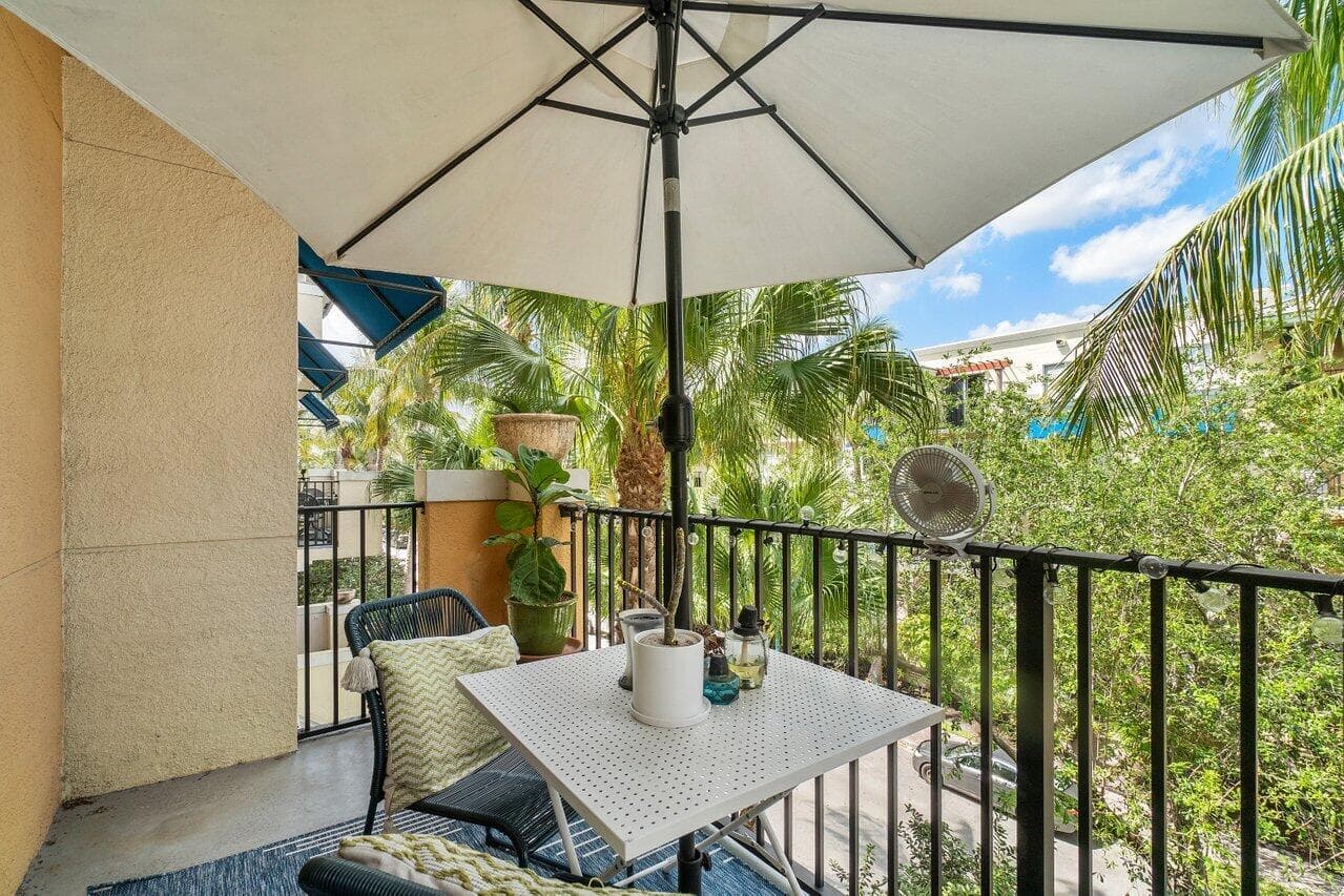255 NE 3rd Avenue 2410, Delray Beach, FL 33444 — photo 19 of 38