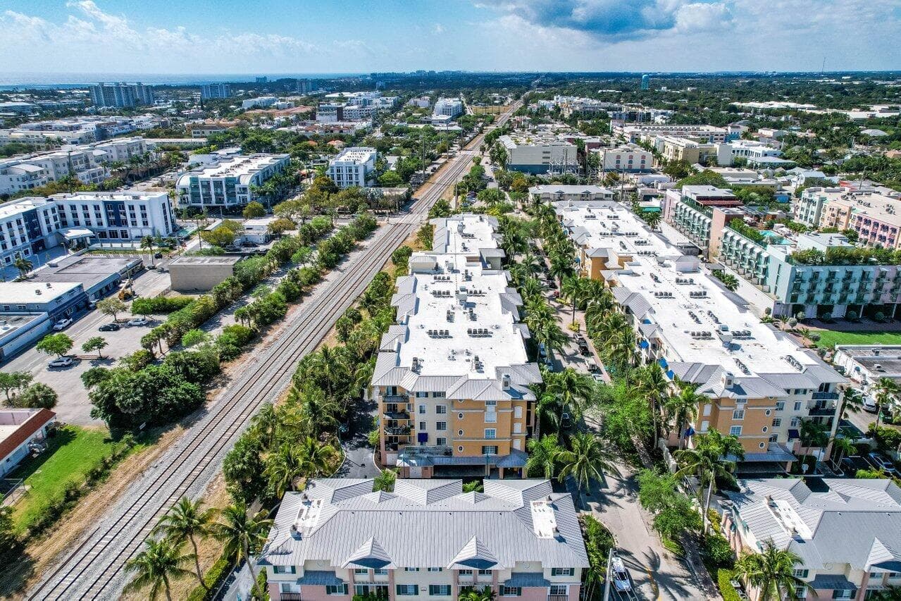 255 NE 3rd Avenue 2410, Delray Beach, FL 33444 — photo 32 of 38