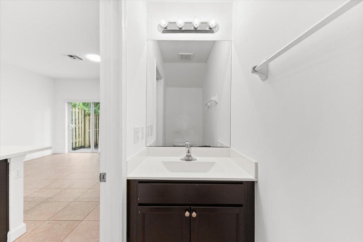 4335 Maybelle Lane, West Palm Beach, FL 33417 — photo 7 of 26