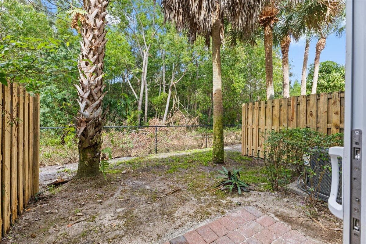 4335 Maybelle Lane, West Palm Beach, FL 33417 — photo 8 of 26