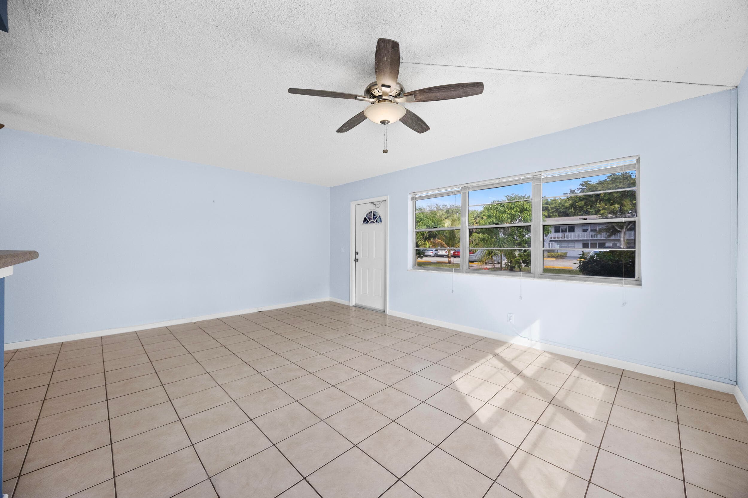 35 Sussex B, West Palm Beach, FL 33417 — photo 24 of 34
