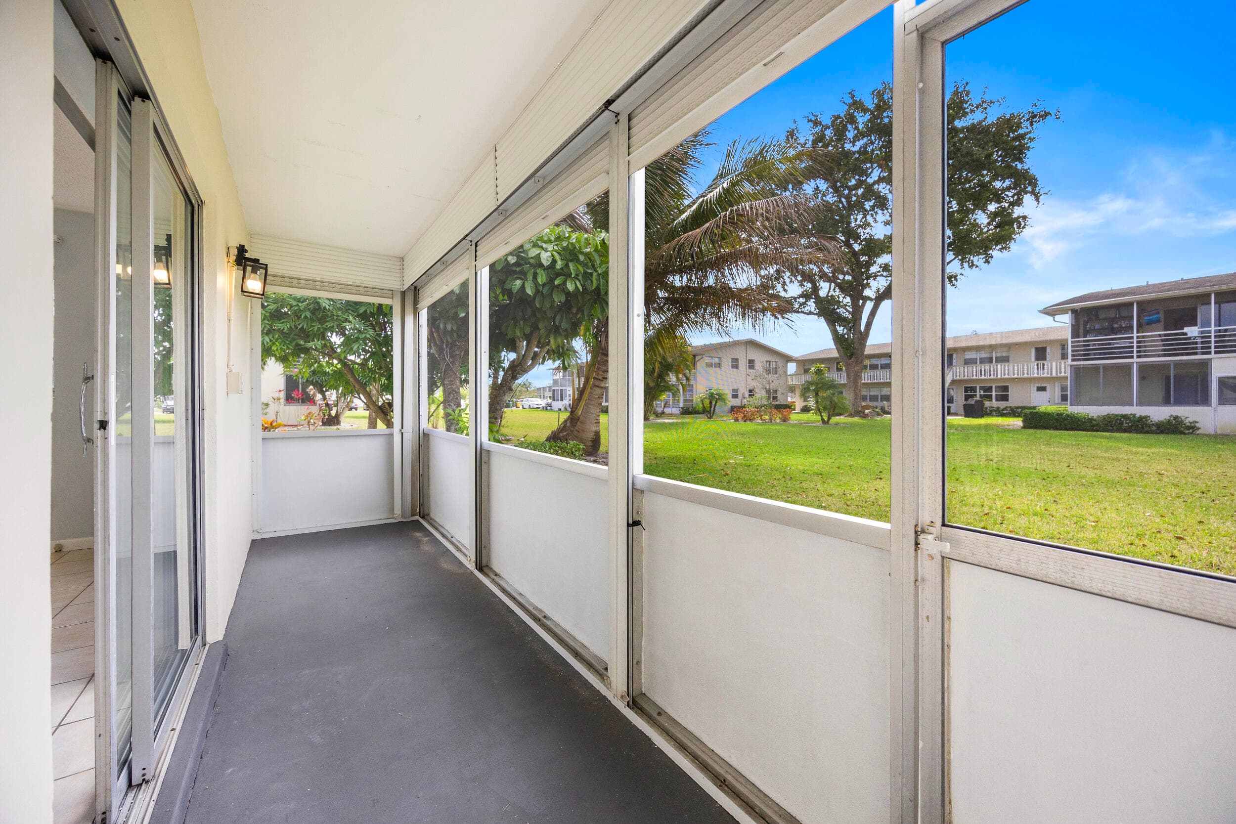 35 Sussex B, West Palm Beach, FL 33417 — photo 33 of 34