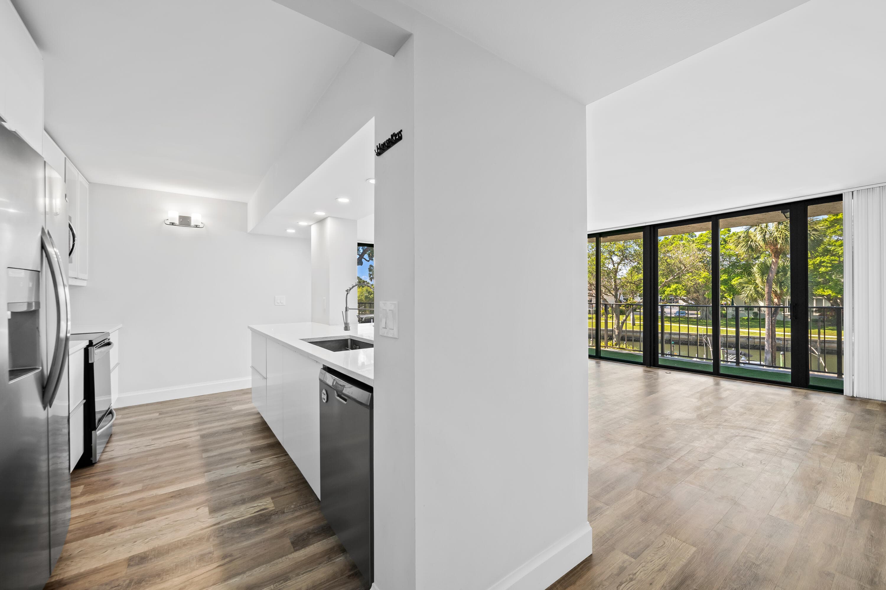 799 Jeffery Street 202, Boca Raton, FL 33487 — photo 12 of 39