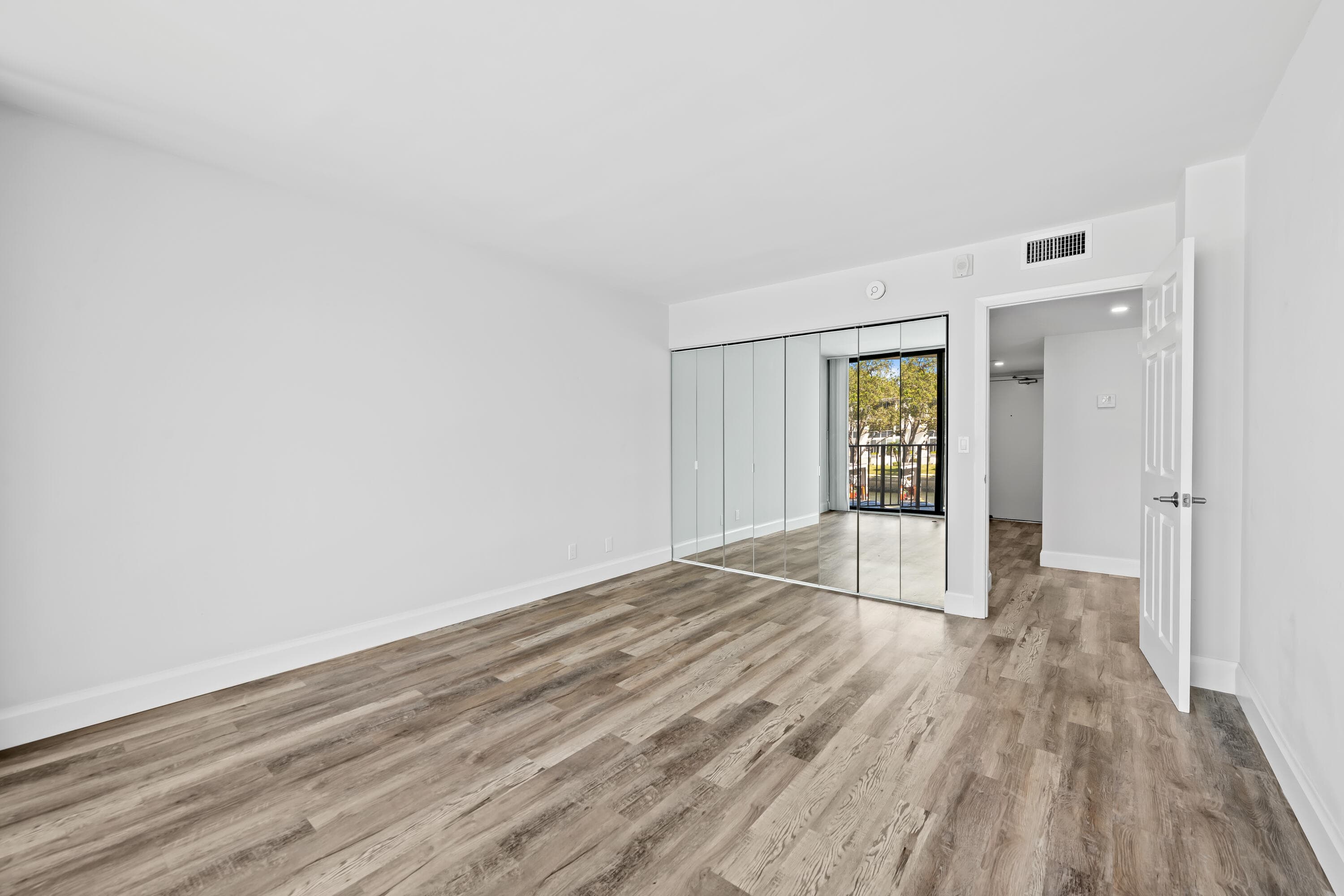 799 Jeffery Street 202, Boca Raton, FL 33487 — photo 15 of 39