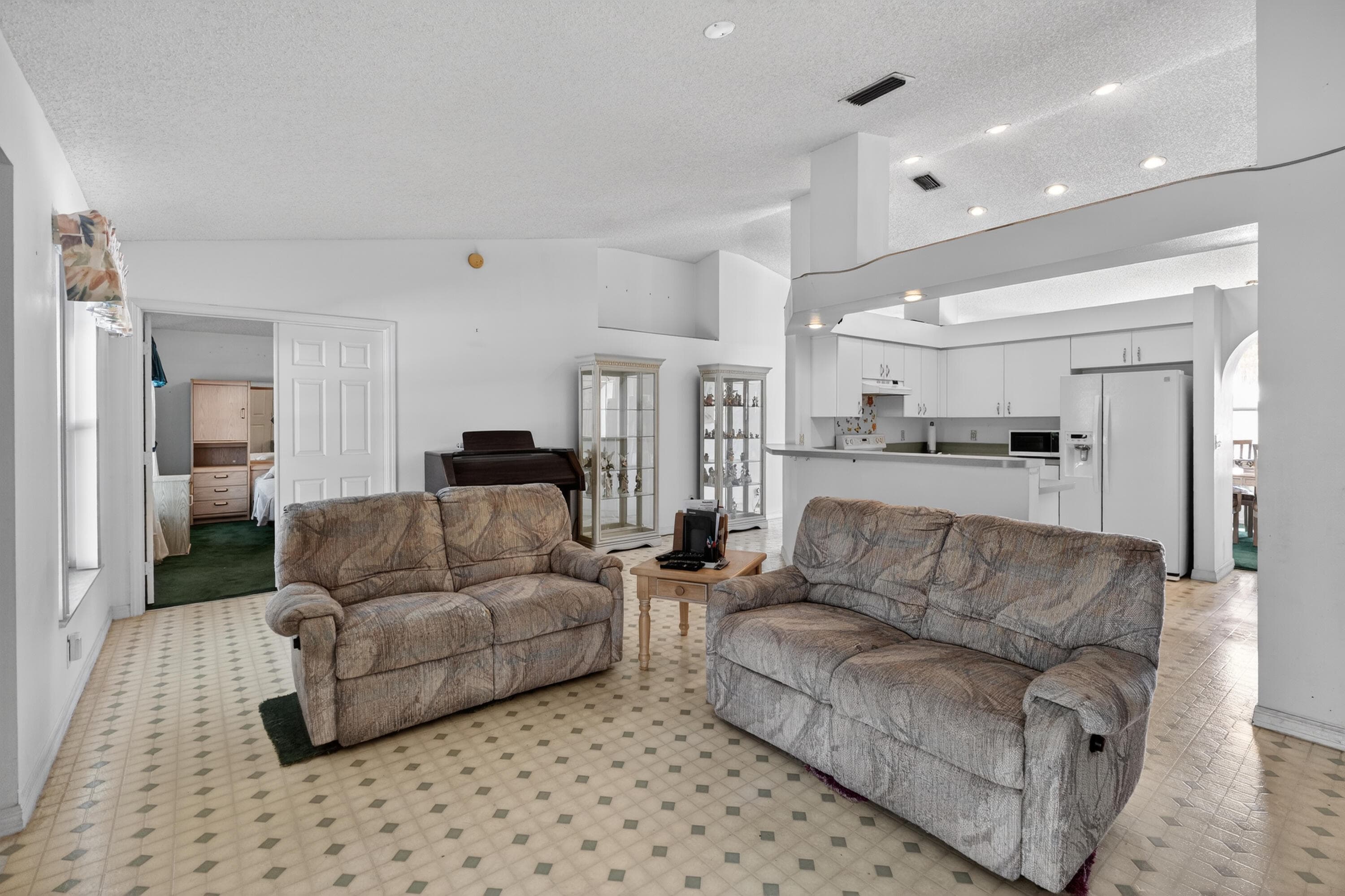 459 SE Nome Drive, Port St. Lucie, FL 34984 — photo 14 of 47