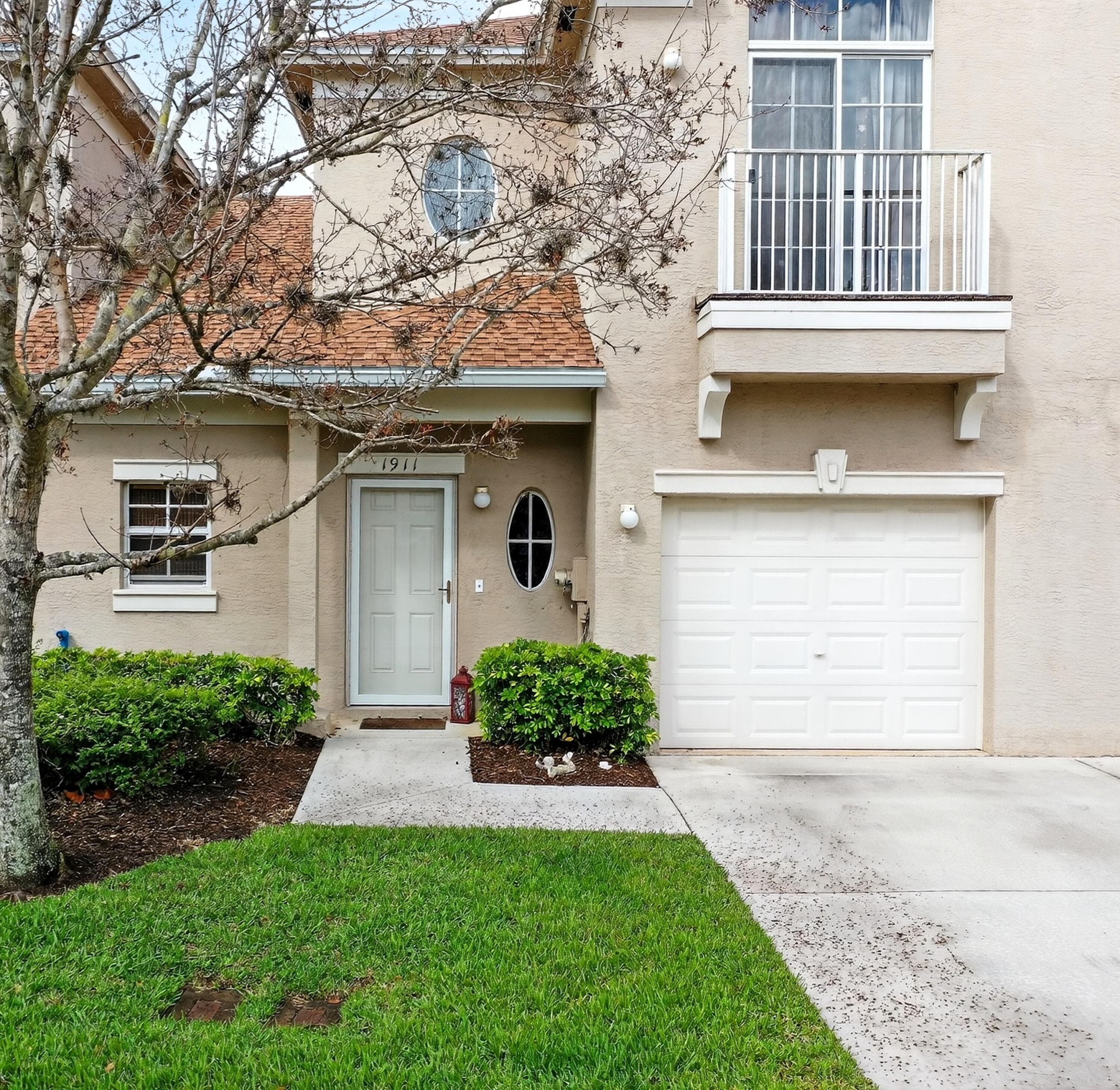 1911 77th Drive, Vero Beach, FL 32966 — photo 2 of 40